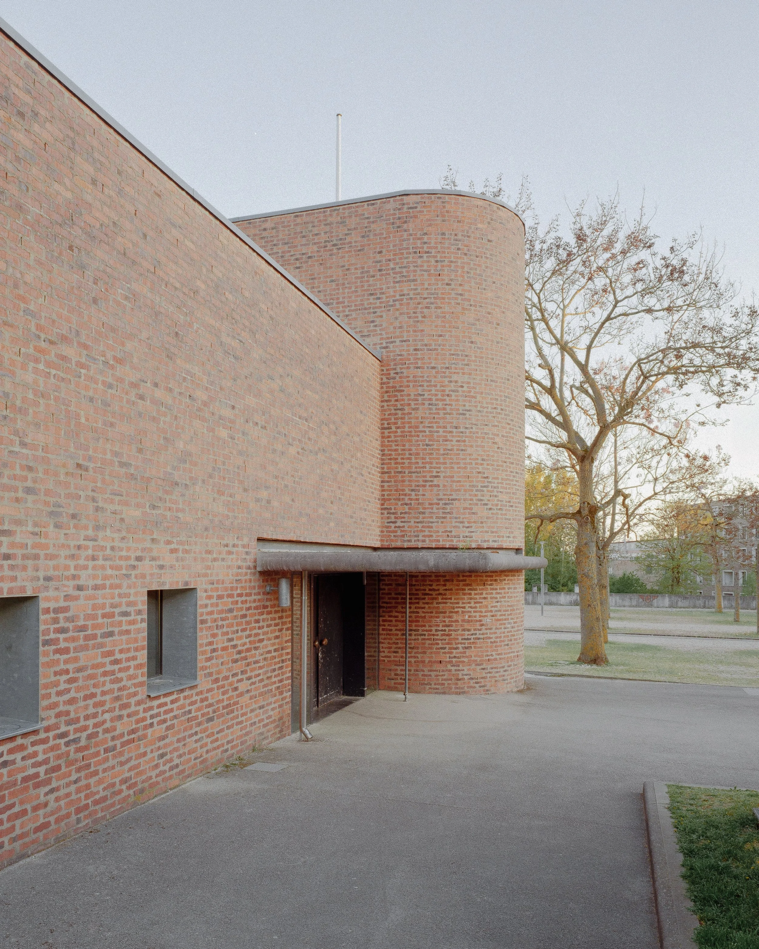 Julian Holzwarth Schule Ostfildern LRO  architekten Architectural stuttgart Architektur Fotograf architektur interior fotografie architectural photography medium format photography Mittelformat mamiya design Stuttgart 