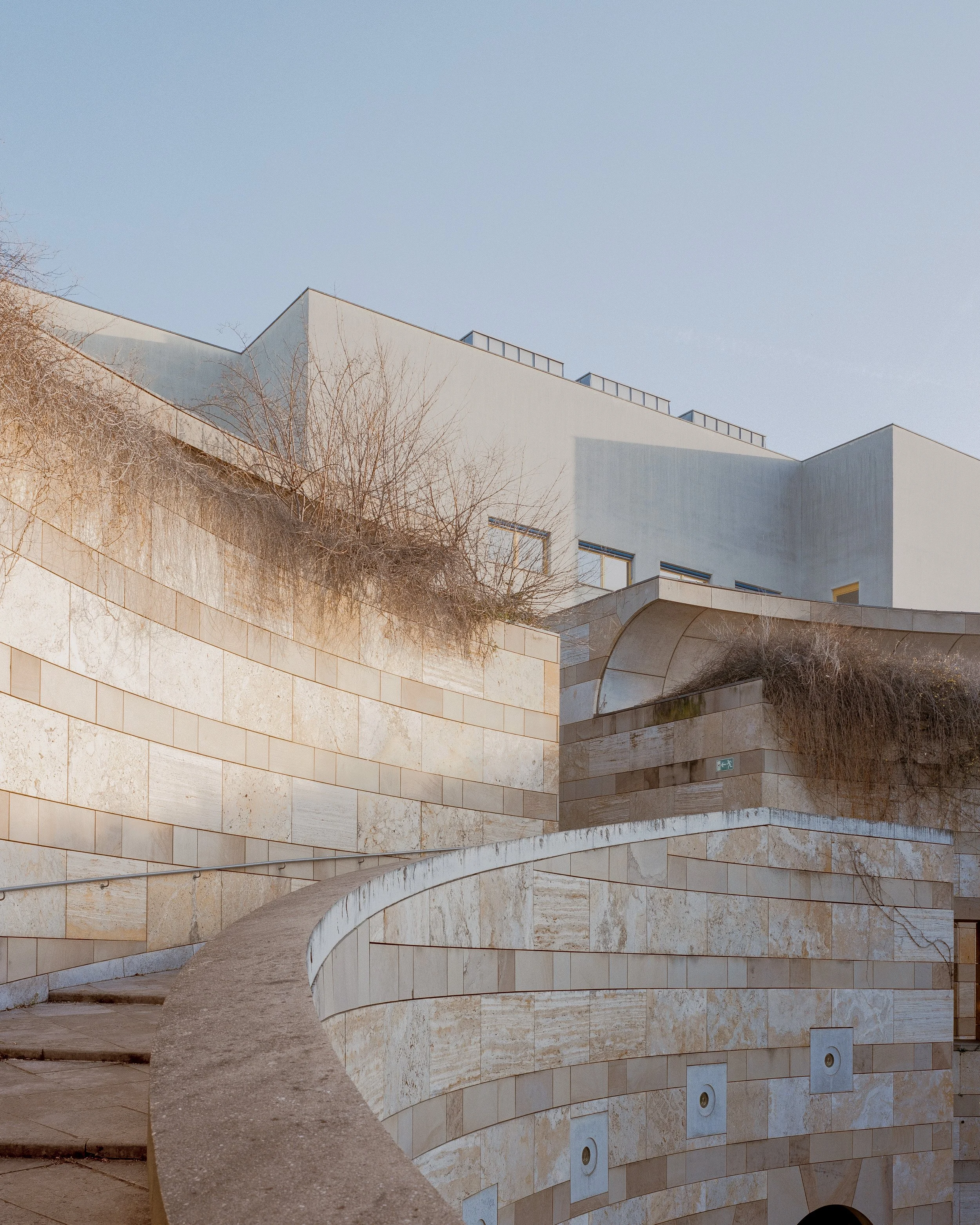 Staatsgalerie stuttgart James Stirling architekt Architectural stuttgart Architektur Fotograf architektur fotografie architectural photography medium format photography Mittelformat mamiya design interior Stuttgart bau julian holzwarth