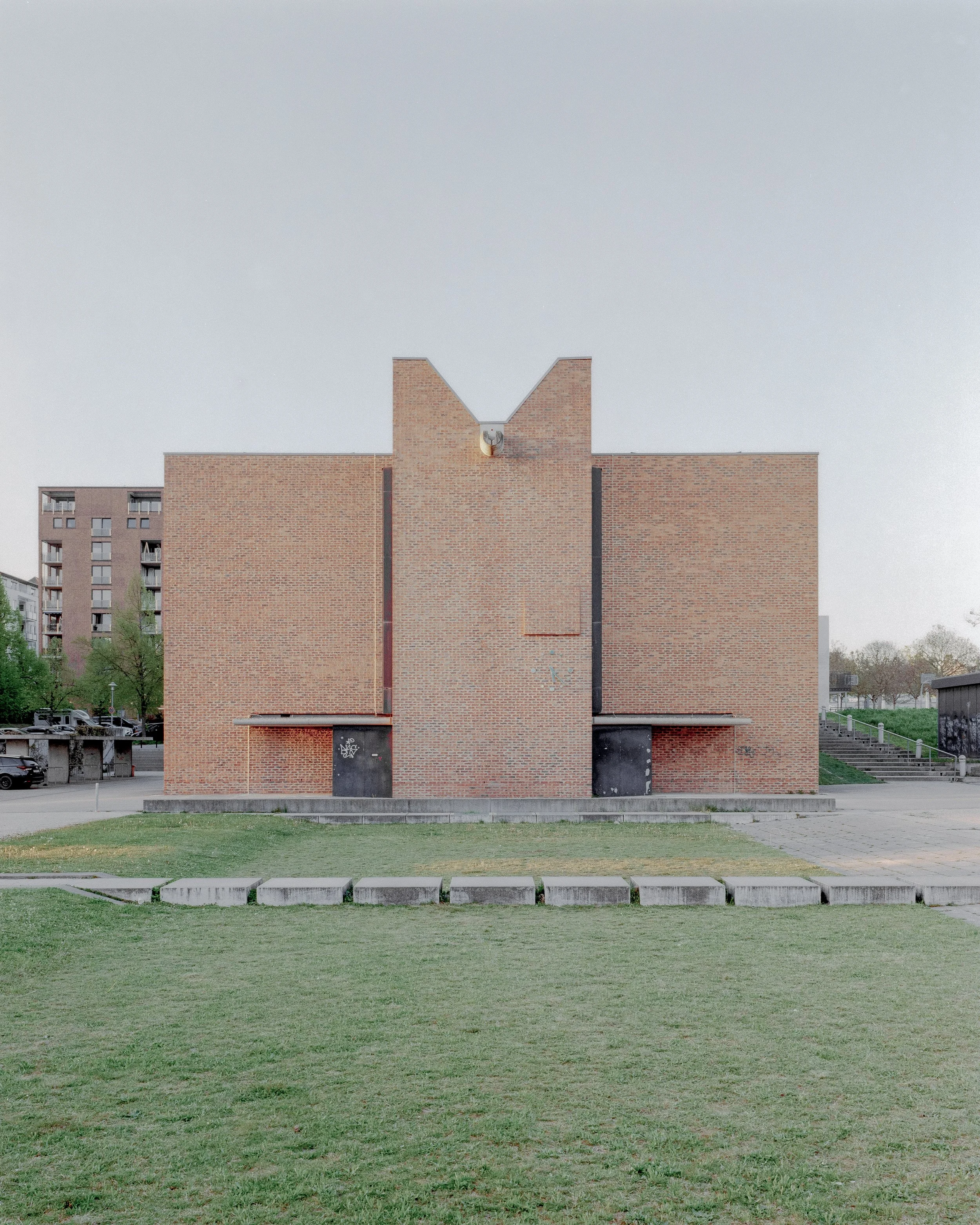 Julian Holzwarth Schule Ostfildern LRO  architekten Architectural stuttgart Architektur Fotograf architektur interior fotografie architectural photography medium format photography Mittelformat mamiya design Stuttgart 