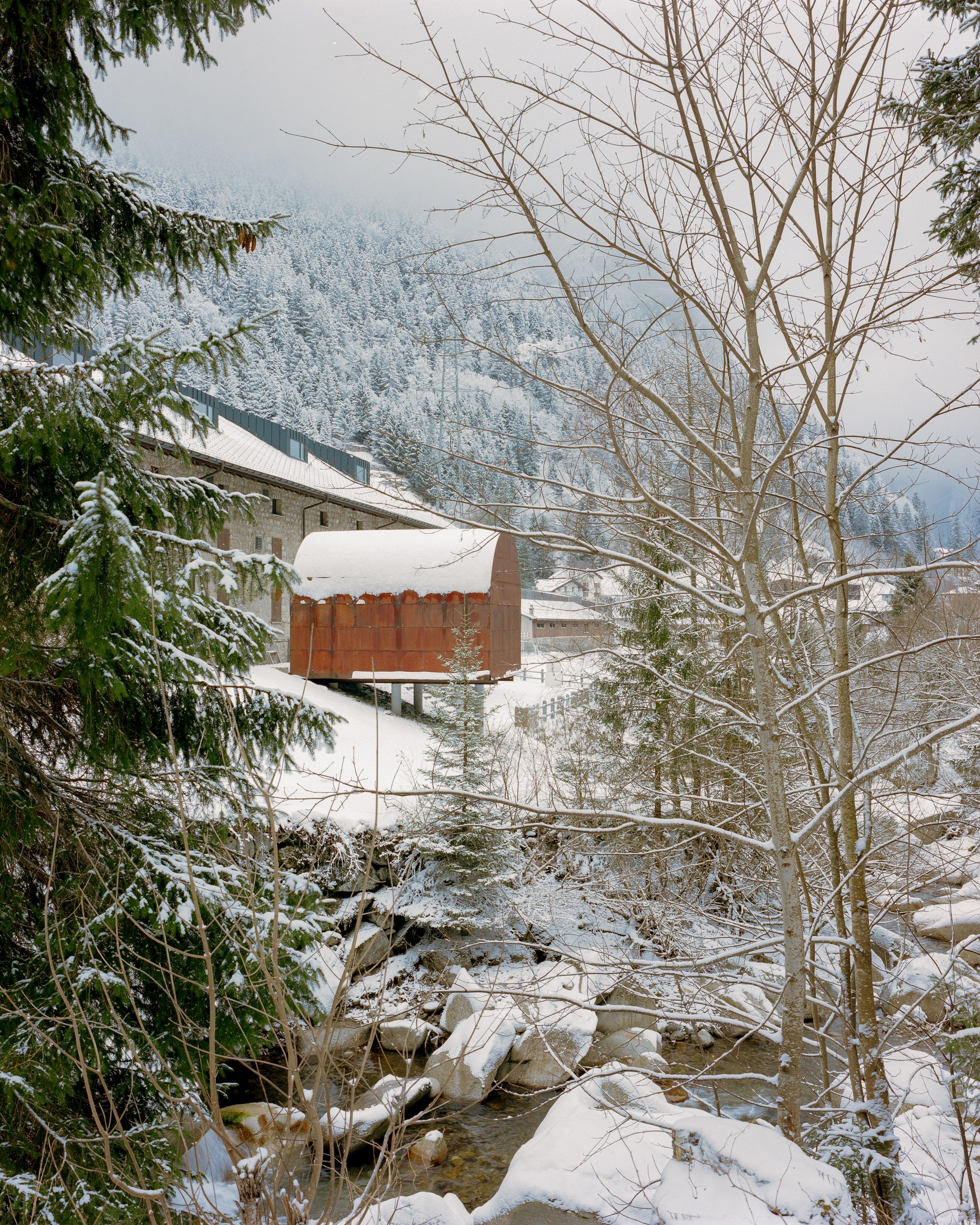 Julian Holzwarth Kunsthalle Goeschenen Schweiz atelier burkhalter sumi architekten Architectural stuttgart Architektur Fotograf architektur interior fotografie architectural photography medium format photography Mittelformat mamiya design Stuttgart 