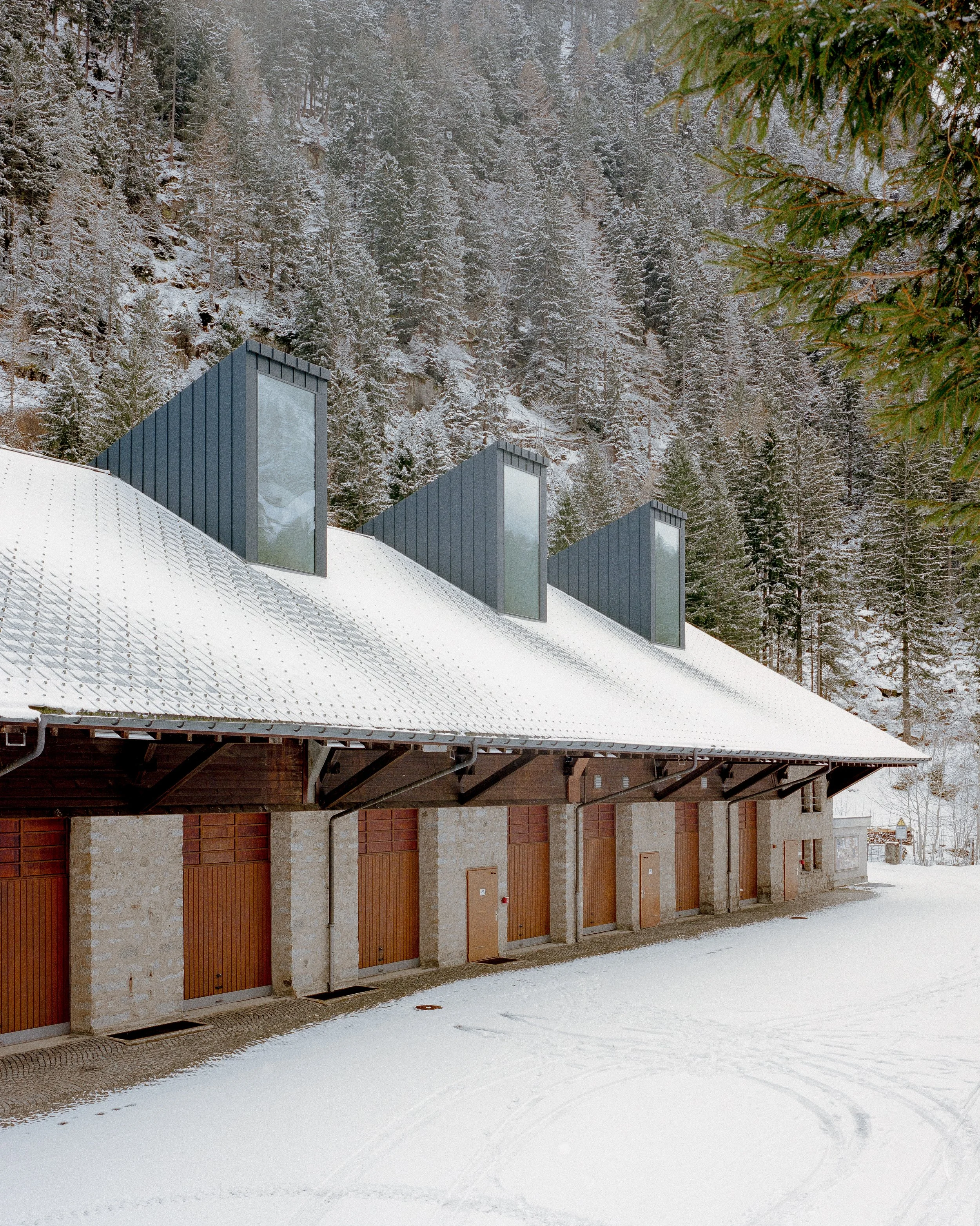 Julian Holzwarth Kunsthalle Goeschenen Schweiz atelier burkhalter sumi architekten Architectural stuttgart Architektur Fotograf architektur interior fotografie architectural photography medium format photography Mittelformat mamiya design Stuttgart 