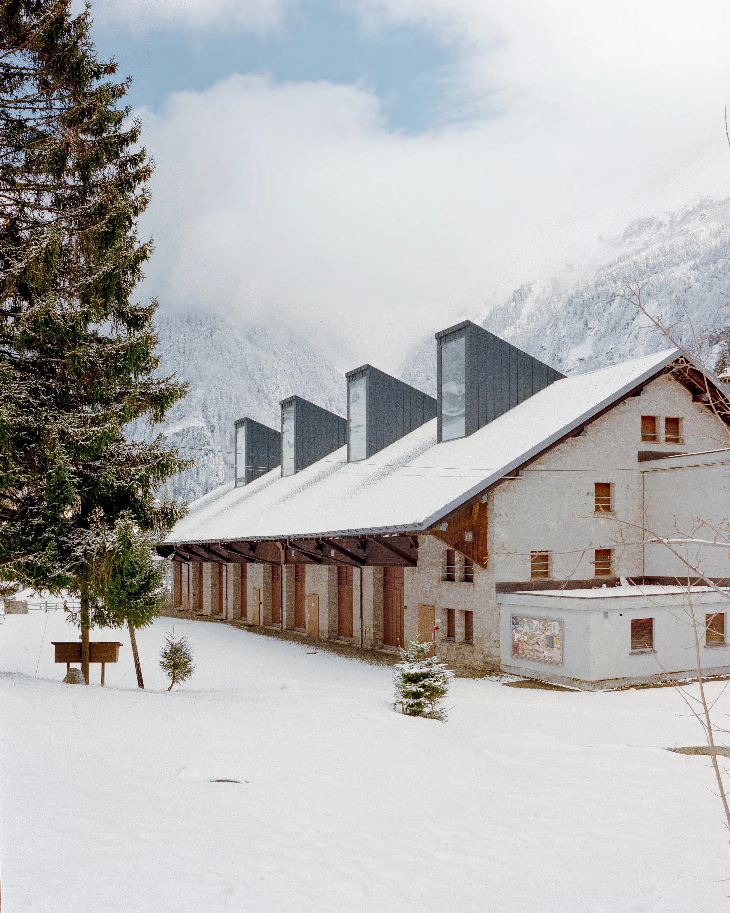 Julian Holzwarth Kunsthalle Goeschenen Schweiz atelier burkhalter sumi architekten Architectural stuttgart Architektur Fotograf architektur interior fotografie architectural photography medium format photography Mittelformat mamiya design Stuttgart 