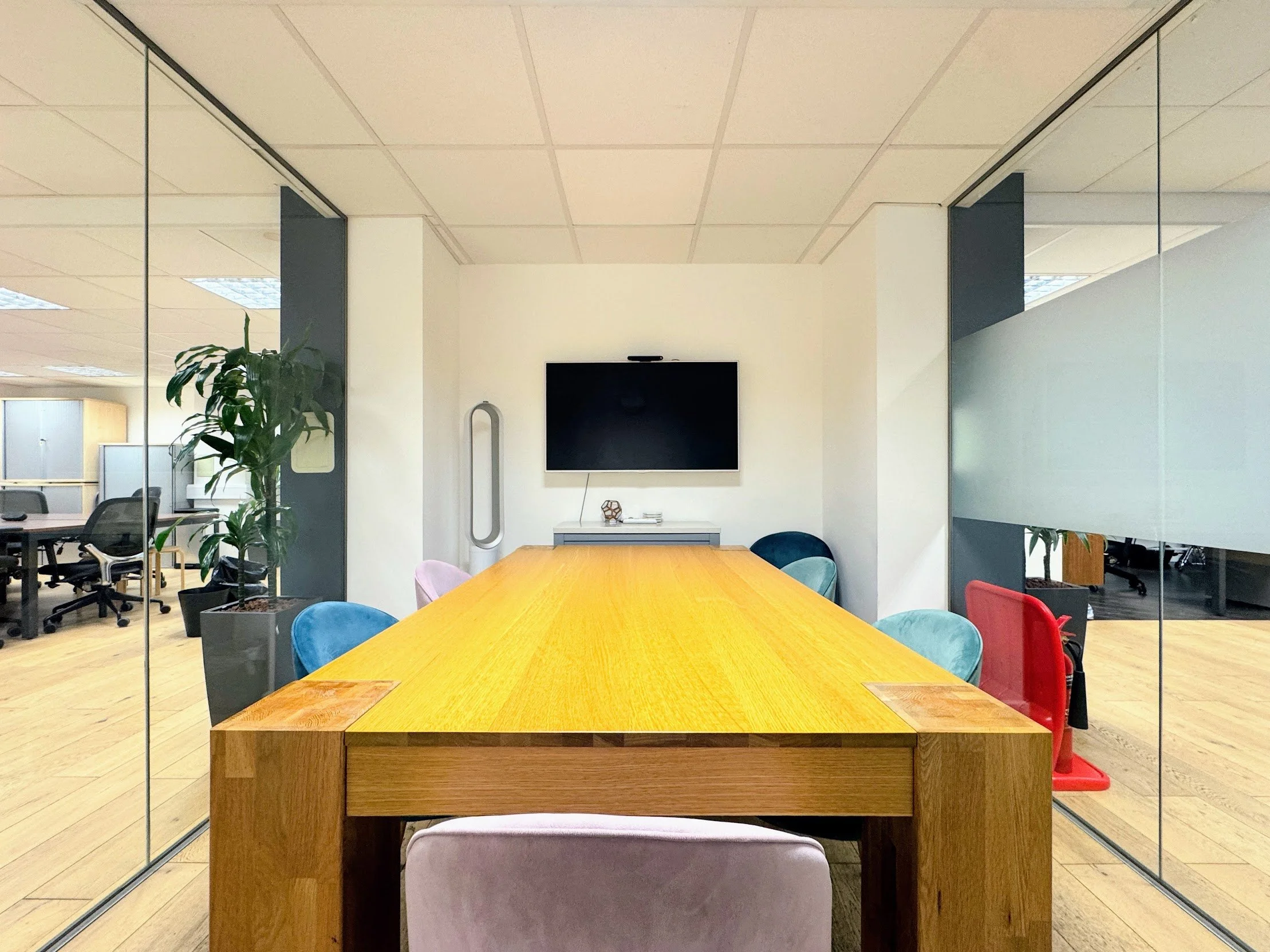12-16 Cole Street - Meeting room.jpg