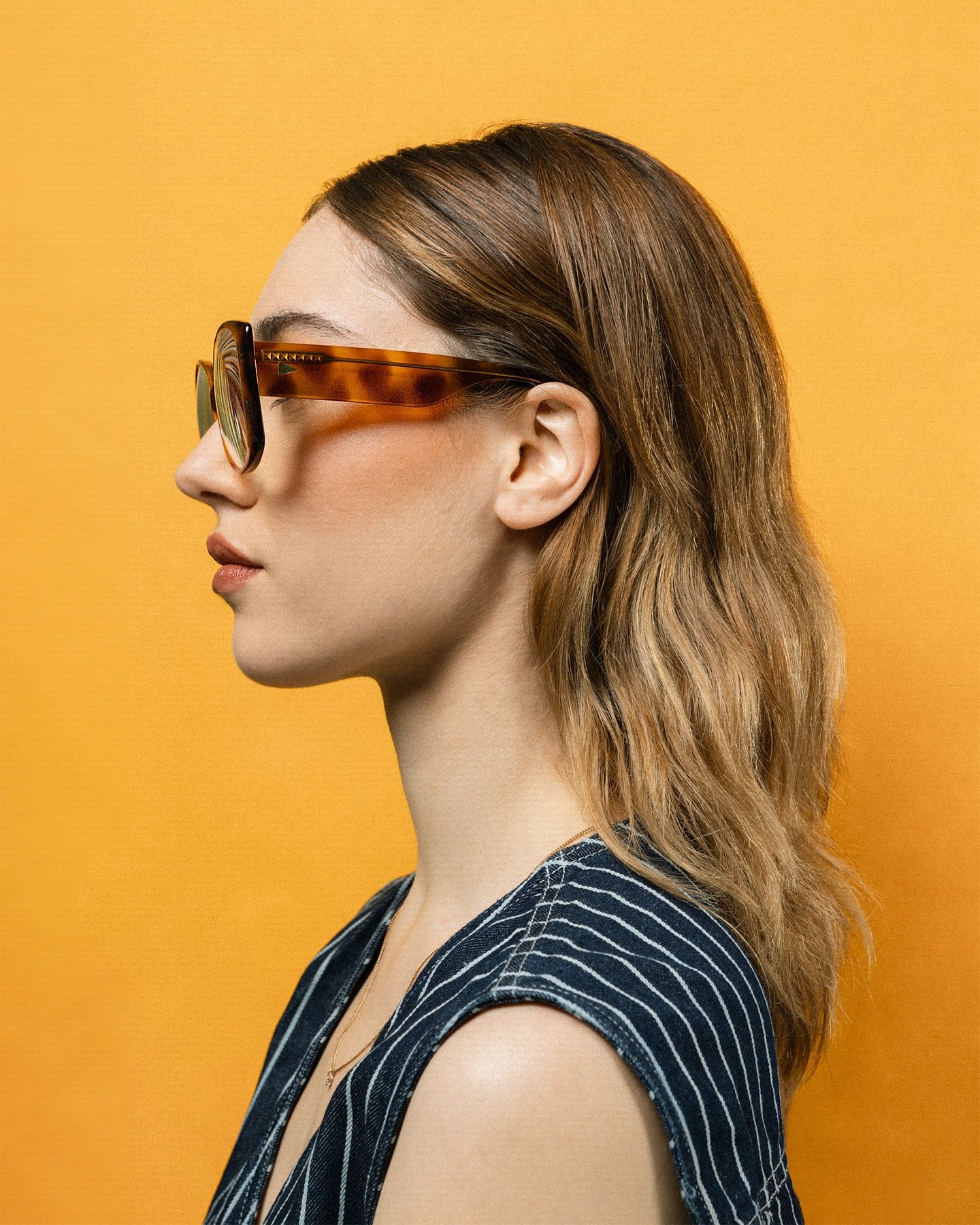 luna 💛
muah @marianateo.mua 
model @lunastate