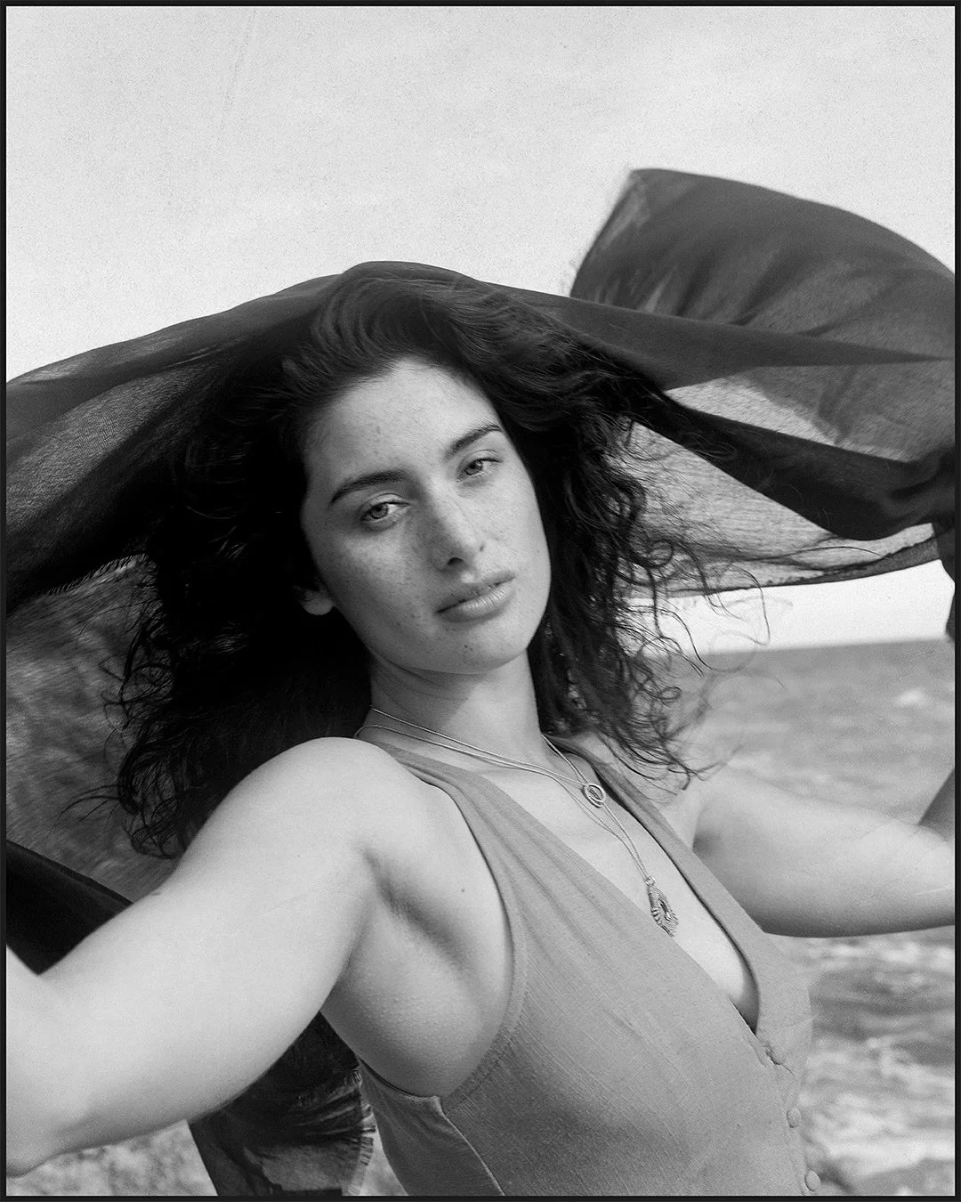 FW24 Campaign for Sunfield 🍂

model @vanessa.freckle 
art director @dianamateo_design 
mua @delamuarf