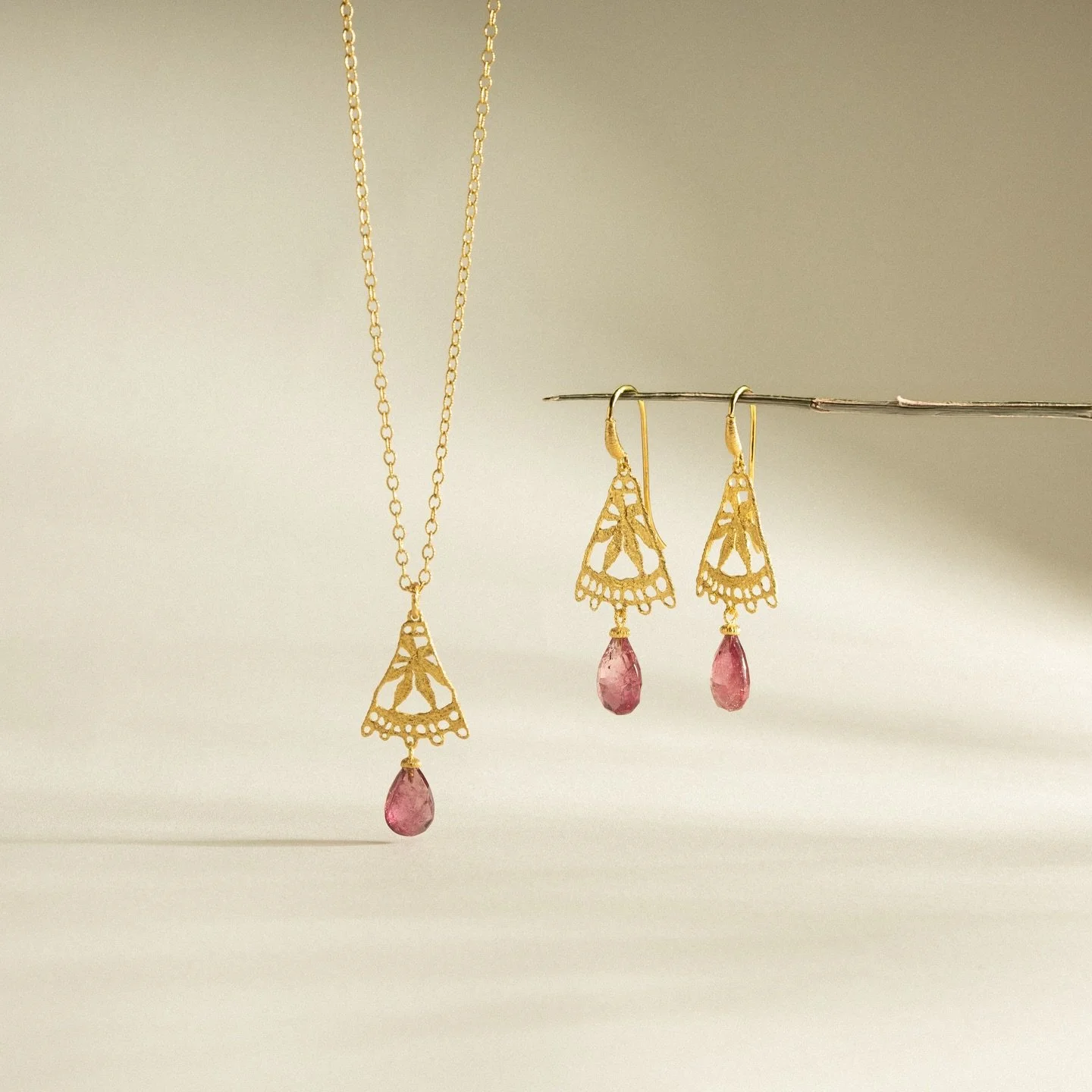 Stills for Brigitte Adolph 💛

It&rsquo;s a pleasure to capture the beauty of craftmanship, the complex details of lace and gold of Brigitte&rsquo;s vision