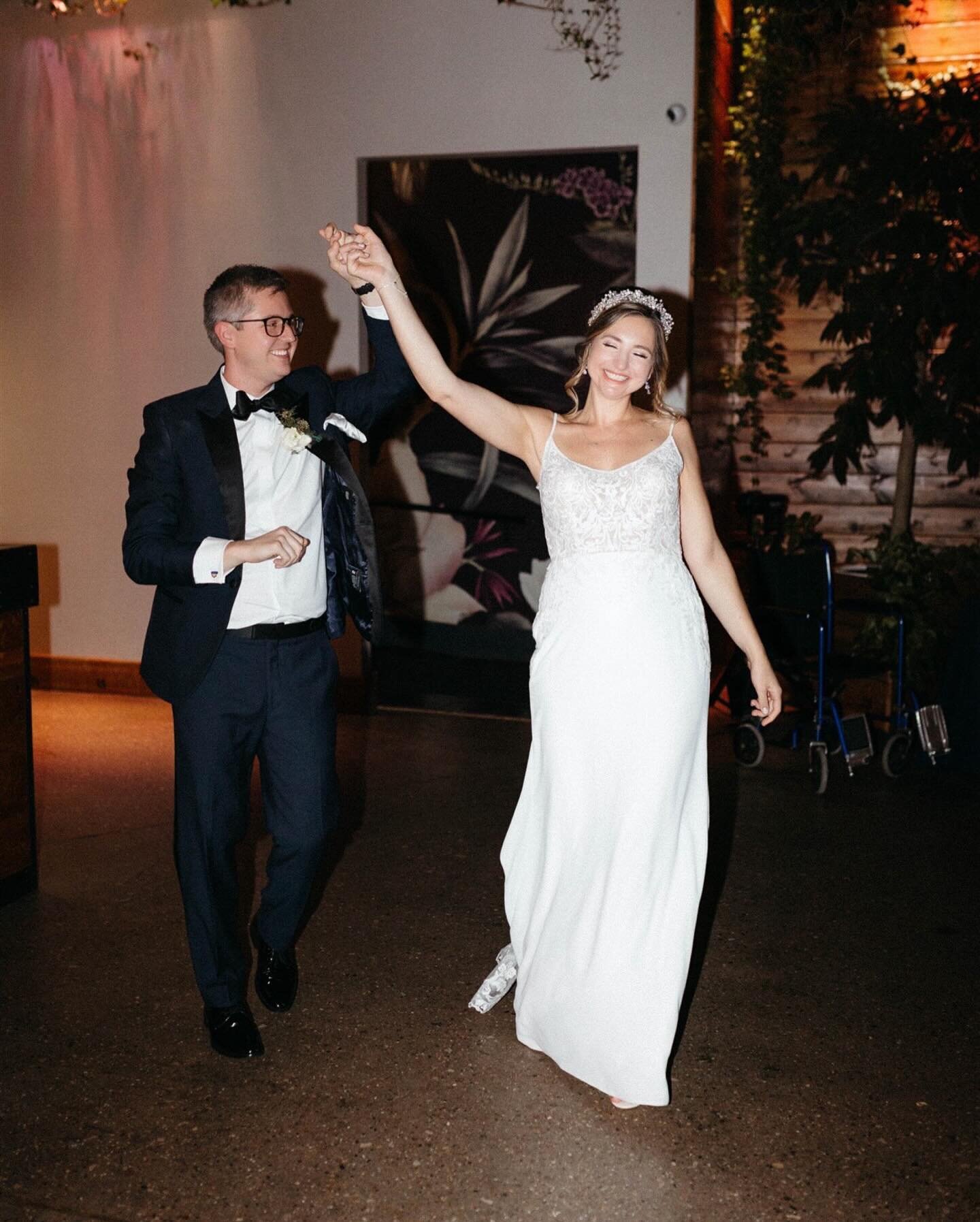 Rachel and Tim celebrating at the amazing @theivyhousemke 🤘🏼🙌🏼🍾

Shot by: Daniel &amp; Isaac #ClingPeck

@scrlgallery #scrl #scrlgallery #milwaukee #milwaukeeweddingphotographer #milwaukeewedding