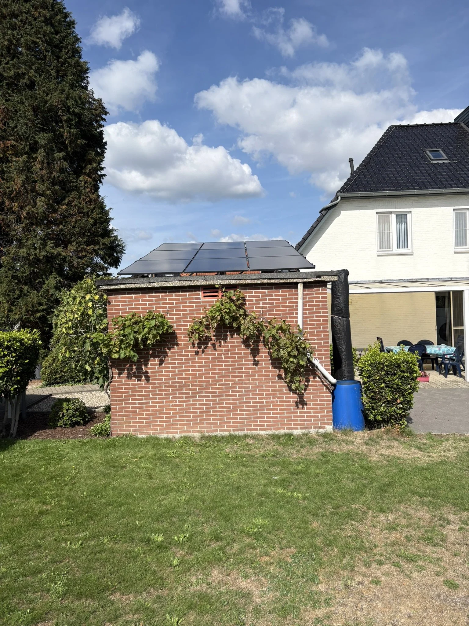 Zonnepanelen op schans