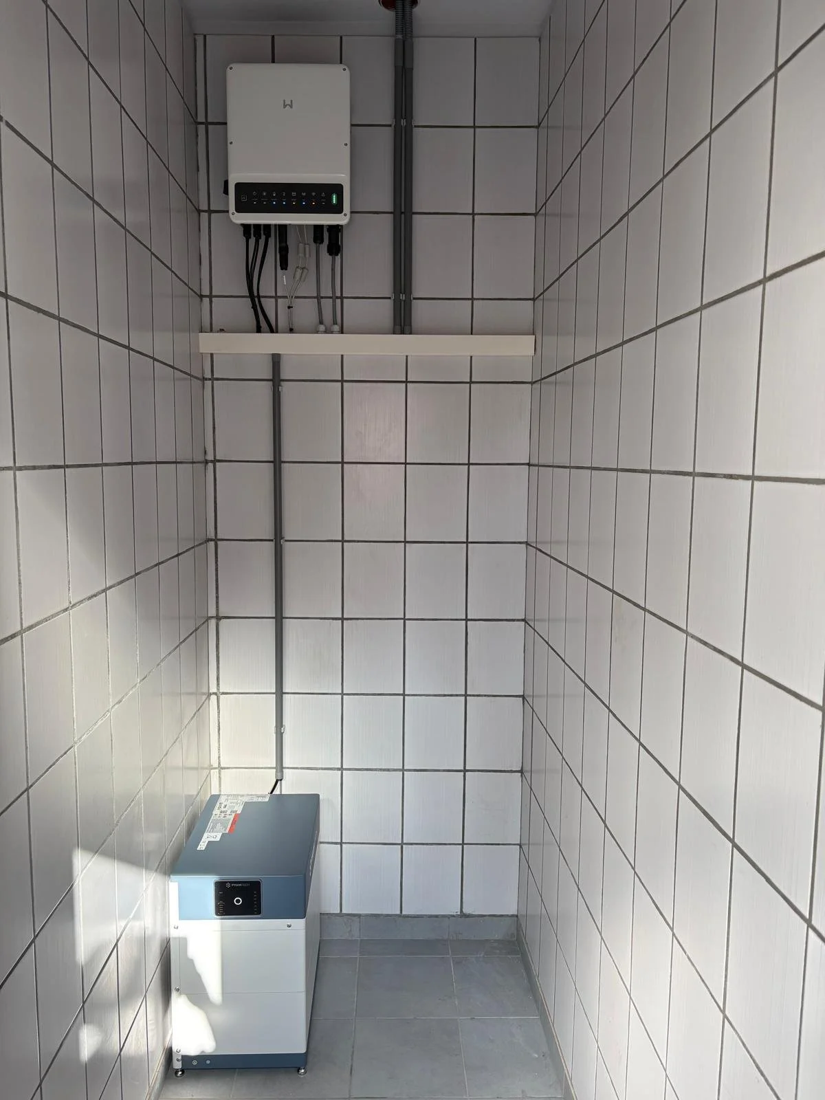 Zonnepanelen en thuisbatterij met back-up voorziening in Leuven