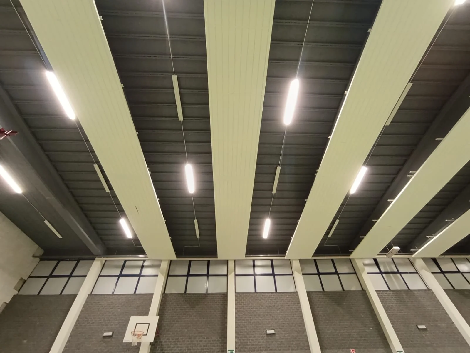 Relighting sporthal in Sint-Truiden