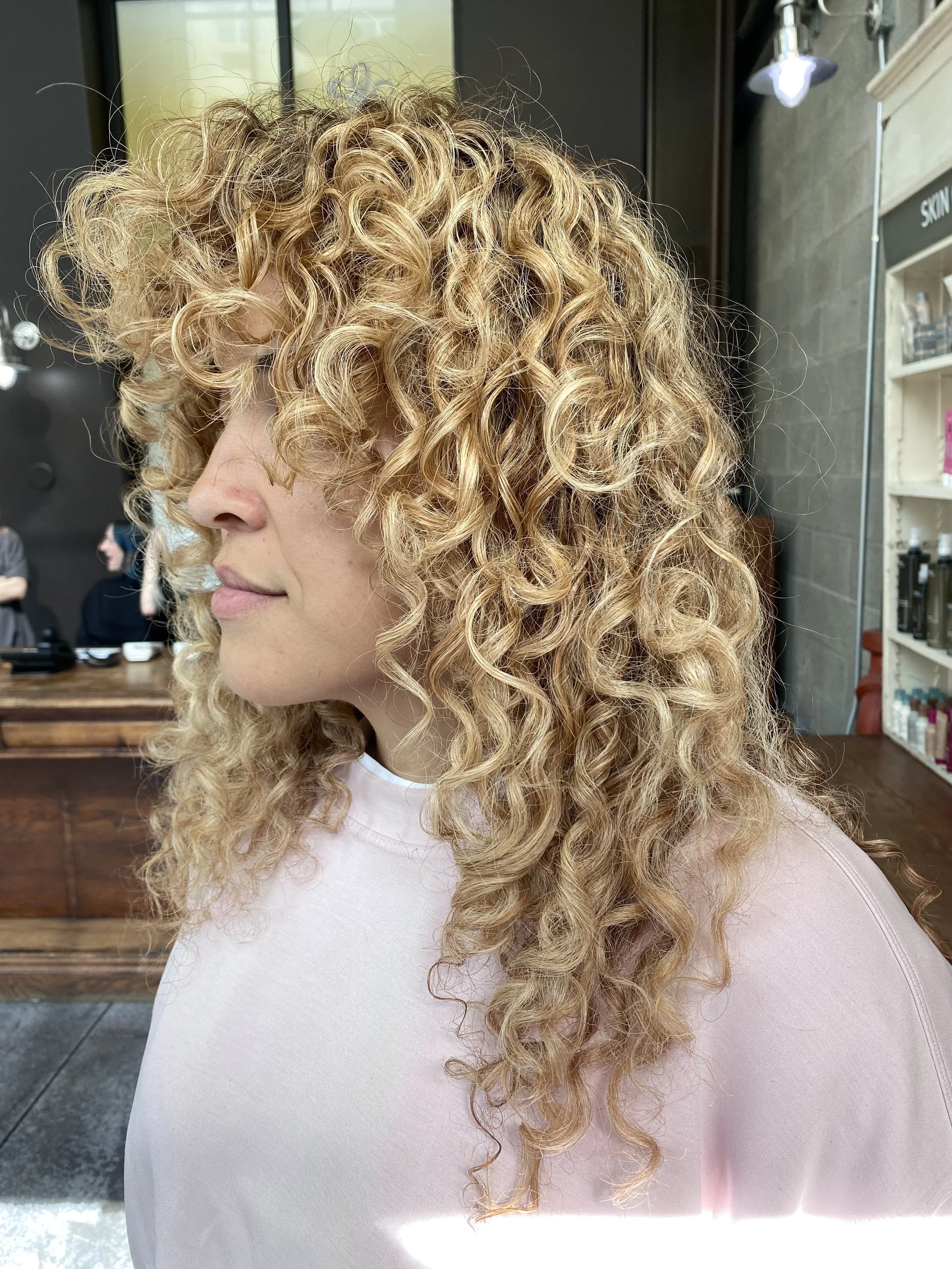 This is a curly haircut done by Charlie at Lady Neptune hair salon in Seattle. She used the REZO curly cut method to achieve this look!