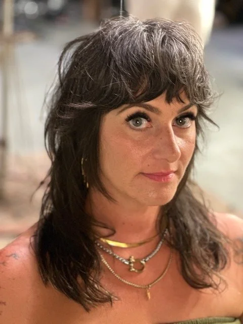 Coral is a master hairstylist and create any haircut on any hair texture. This is perfectly exemplified by this shag haircut she did for a client with beautiful face framing pieces.