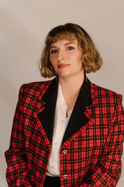 Lastly, this hairstyle is why Coral is your go-to hairstylist for perms in Seattle. This wavy bob haircut is a perfect example of a perm complimented by a bob haircut.