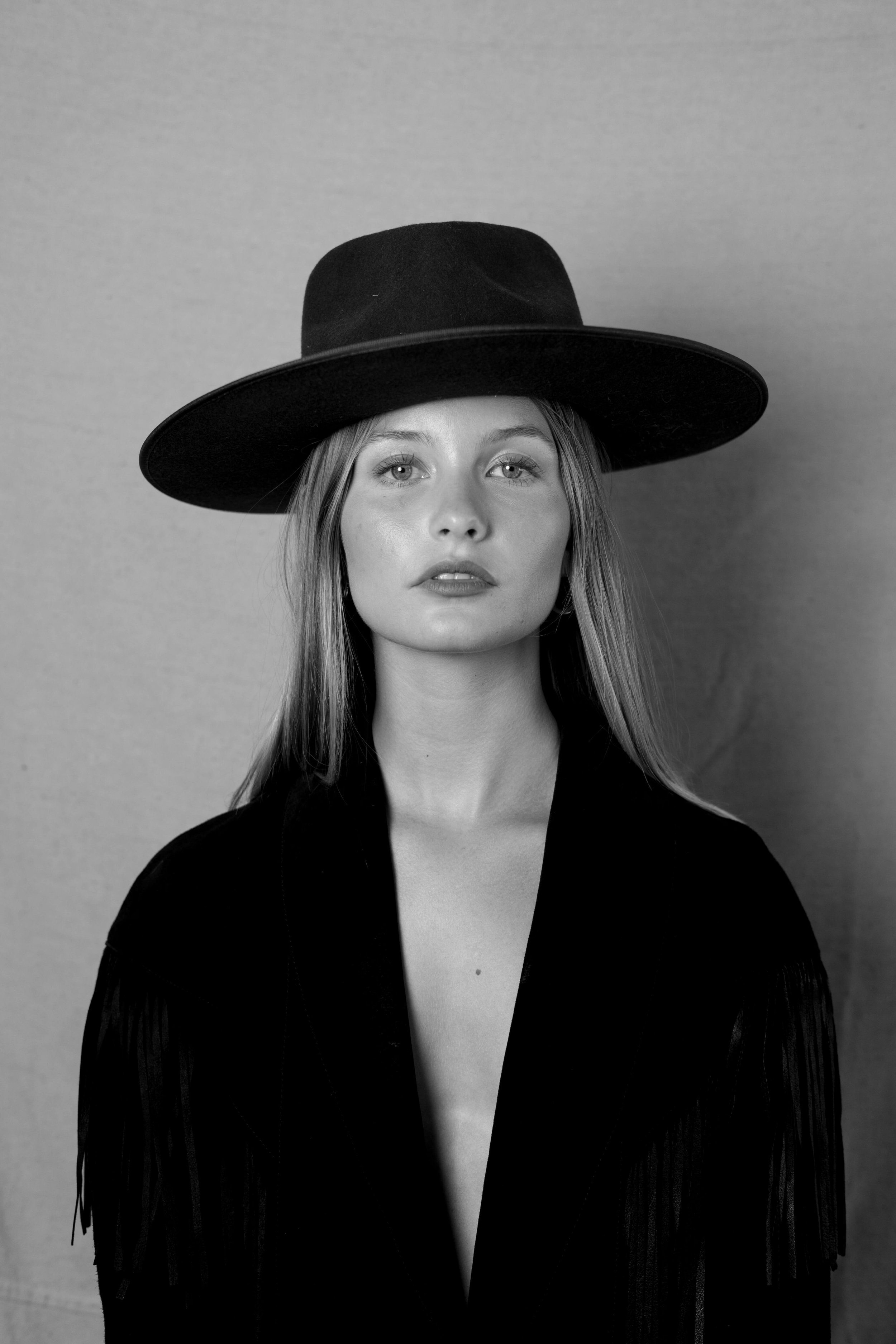 LackofColorHats.Adalee.Foster.Model.HollidayCollectiv9.jpg