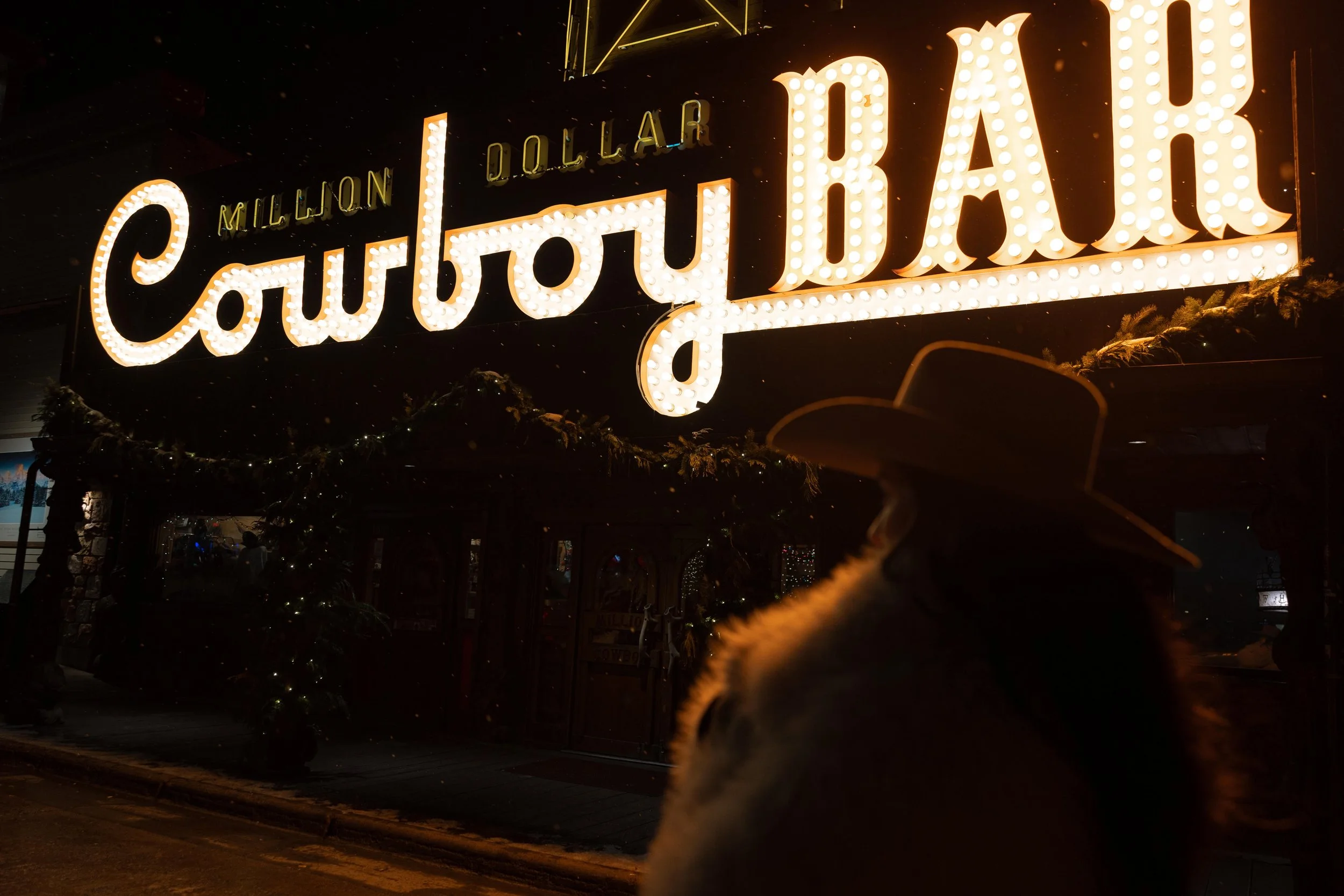 CowboyBar.FourSeasonsJacksonHole.HollidayCollectivPhotography-1.jpg