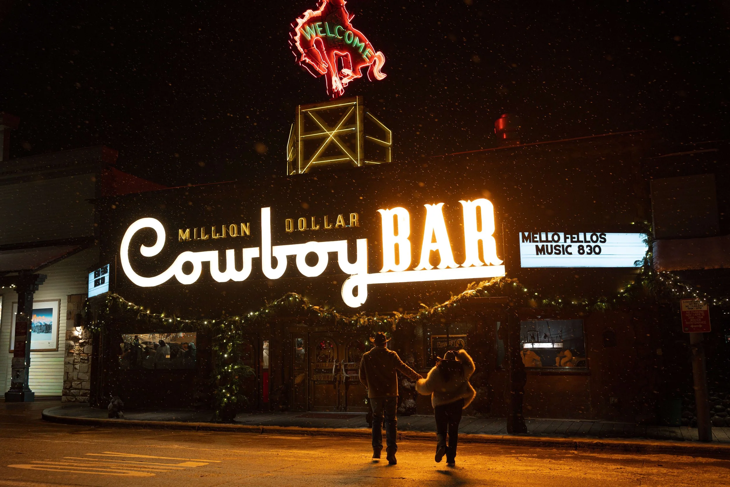 CowboyBar.FourSeasonsJacksonHole.HollidayCollectivPhotography-8.jpg