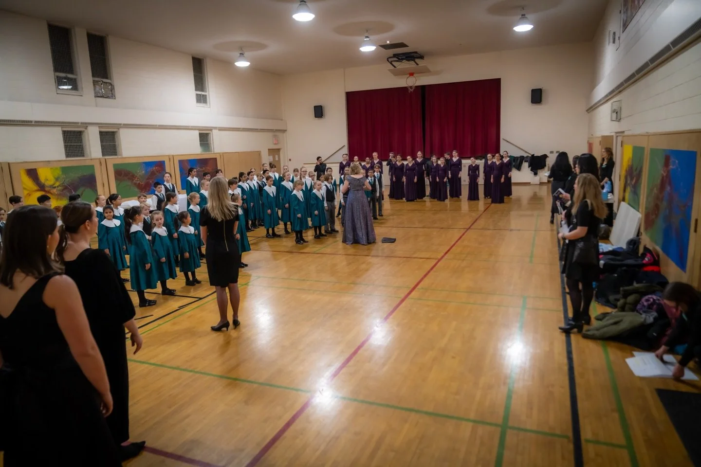 PRE-CONCERT FOCUS
Cantilena, Cantiga, Cantare, and Cantando all standing by!

📸 @bszakony