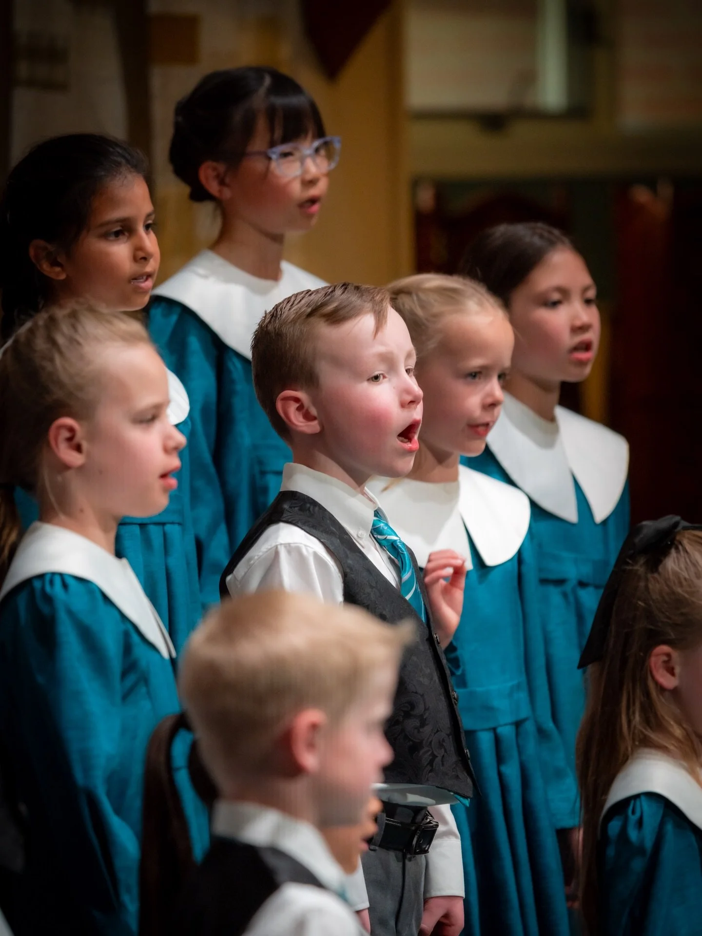 CANTILENA CLOSEUPS from @bszakony 

Our May concert is always a special one because our two youngest ensembles get to be the FEATURE ARTIST for the night - Cantilena loves their moment in the spotlight!

SECOND NATURE - May 2nd, 2026
