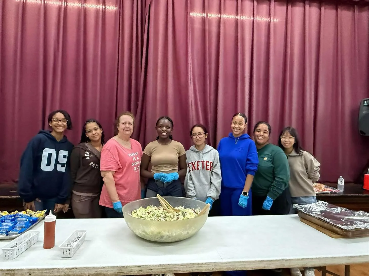 Love getting back into the swing of things because these awesome teens keep asking to help out!! They are hope! Thank you @st.paulssoup  for all you do every night for so many, for all your compassion into action. We hope to come back often!