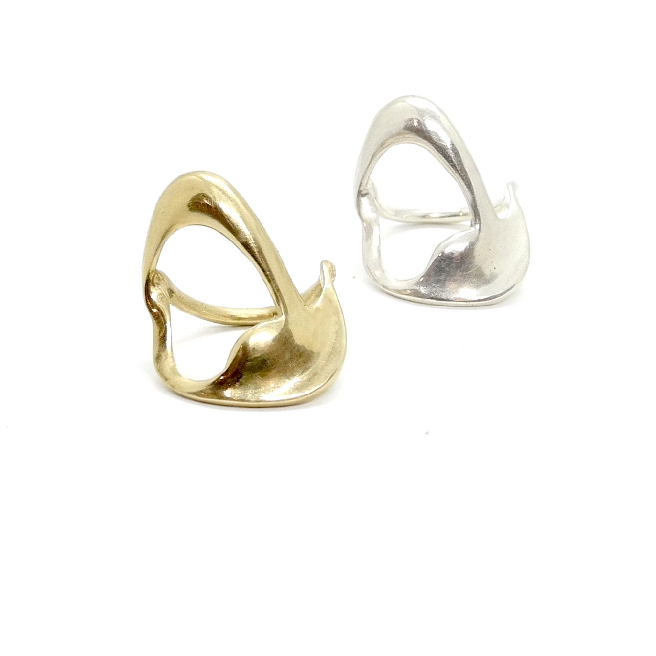 Ampersand Ring
