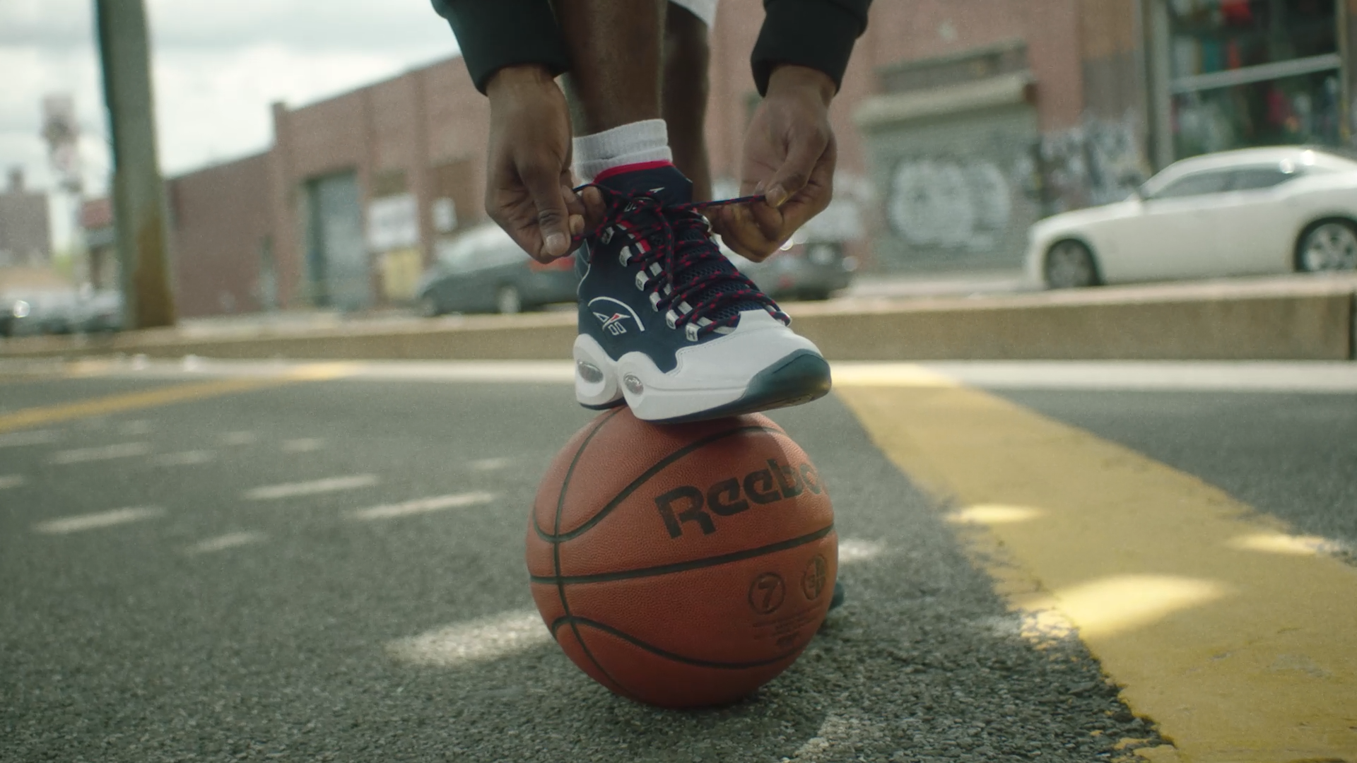 REEBOK - Question Mid Iverson Fours
