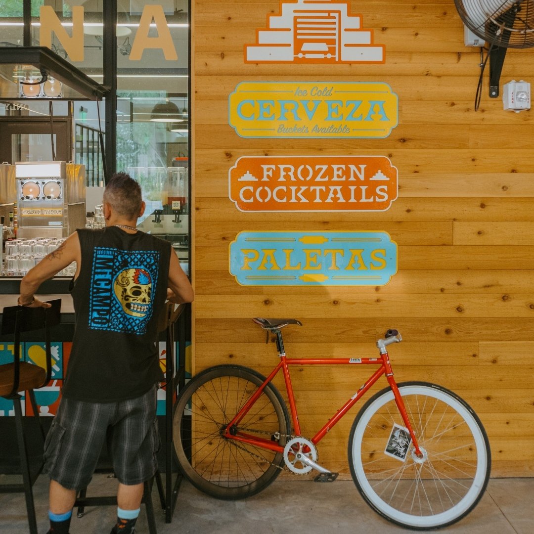 Garaje Cantina, located in the lively River North area, is your go-to spot for post-work drinks or weekend fun. With our prime location, we're just a leisurely walk or bike ride away from numerous hotspots in the city. 🚲

Whether you're strolling al