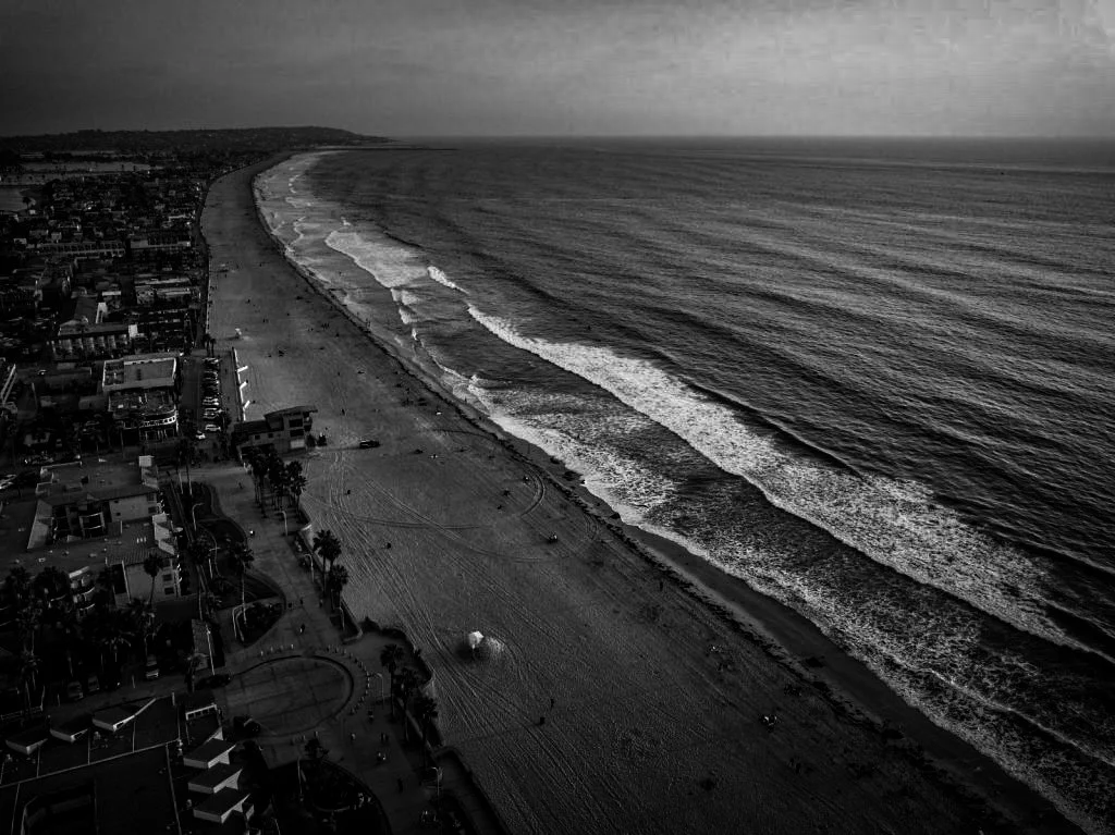 Canva-Pacific-beach-and-the-surrounding-Mission-bay-in-San-Diego-California-1024x767.jpg