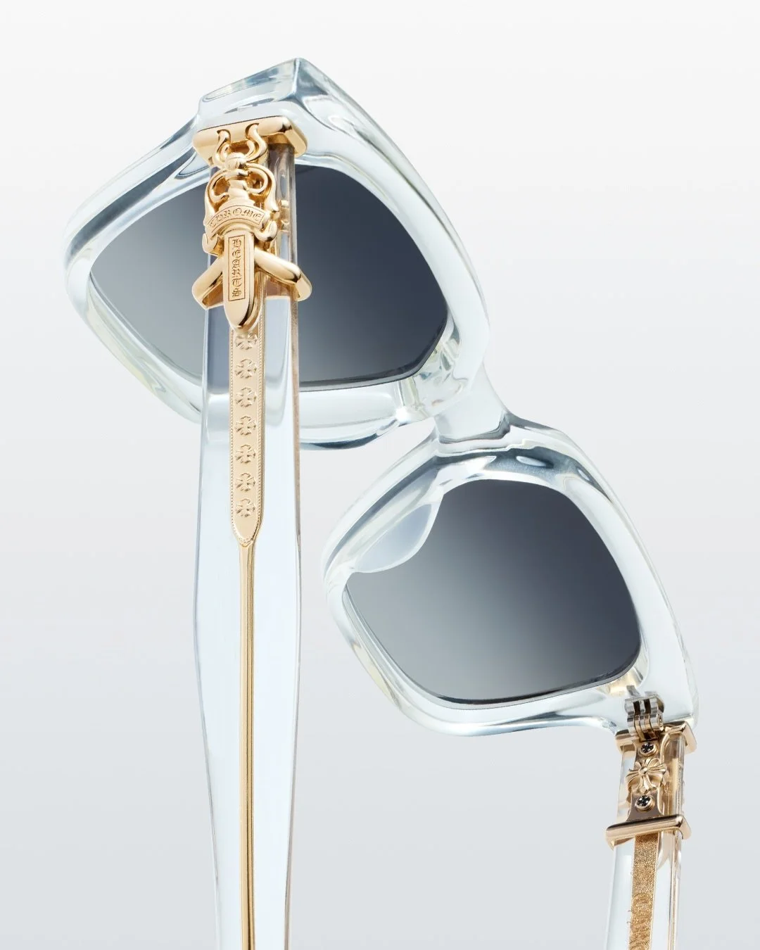 Just Arrived: Chrome Hearts special edition pieces. Featuring the coveted Vagillionaire II in fresh color ways, this special release is only available at Optica in highly limited quantities. 

Visit or contact us to secure yours.