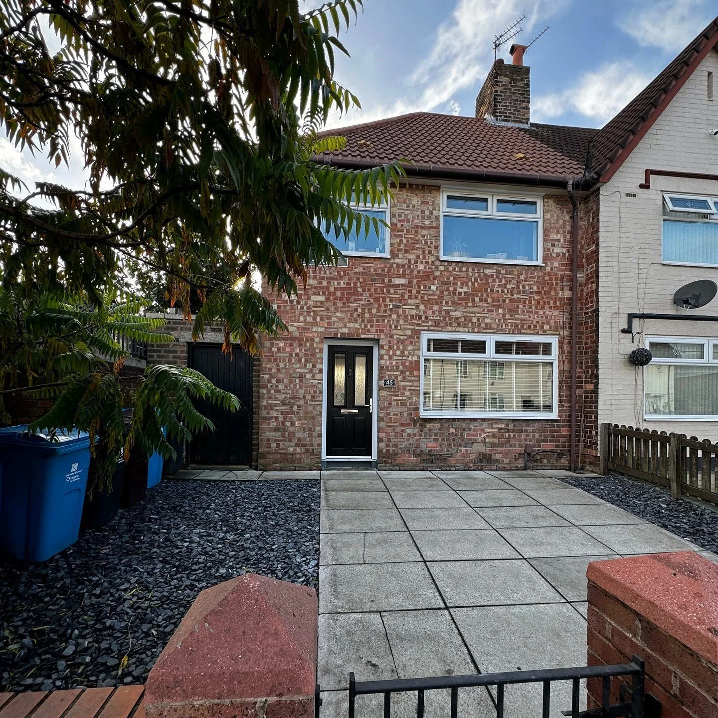 Bit of a spring (Autumn) clean for this 3-bed BTL prior to valuation tomorrow 🧹

Bought in 2020, full refurb conducted and put on a 3year mortgage which has just run out. Rented really well since and rent has increased steadily in line with market r