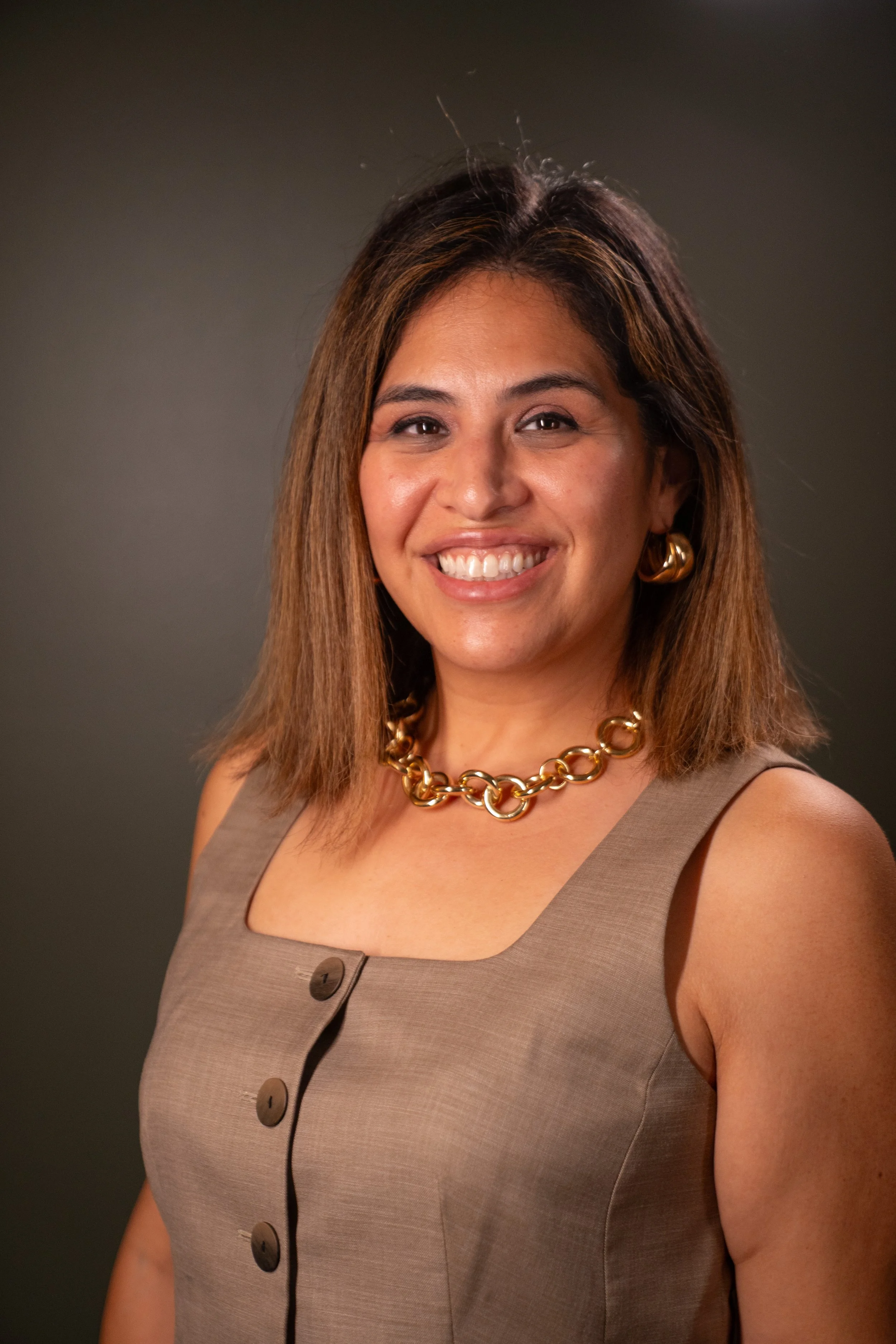 Veronica Cerda, licensed therapist at Love Roots Therapy offering teletherapy in Texas, Montana, Michigan, New York, and Oregon