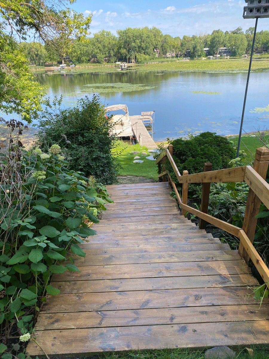 Woody's Wood Repair stair board and railing repair