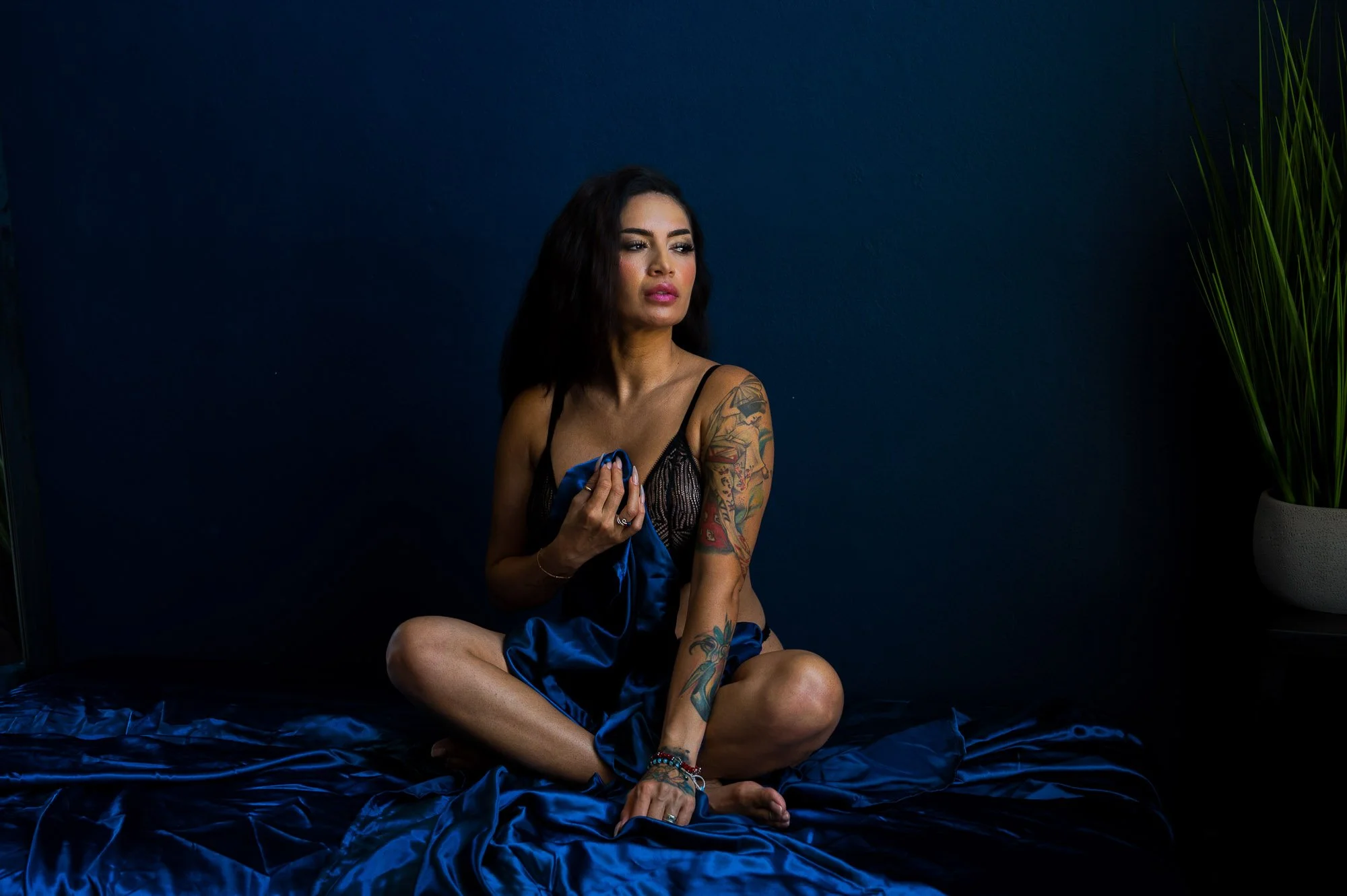 Fine art boudoir photography reveal session Los Angeles Black Kat Studios Rick Feldman