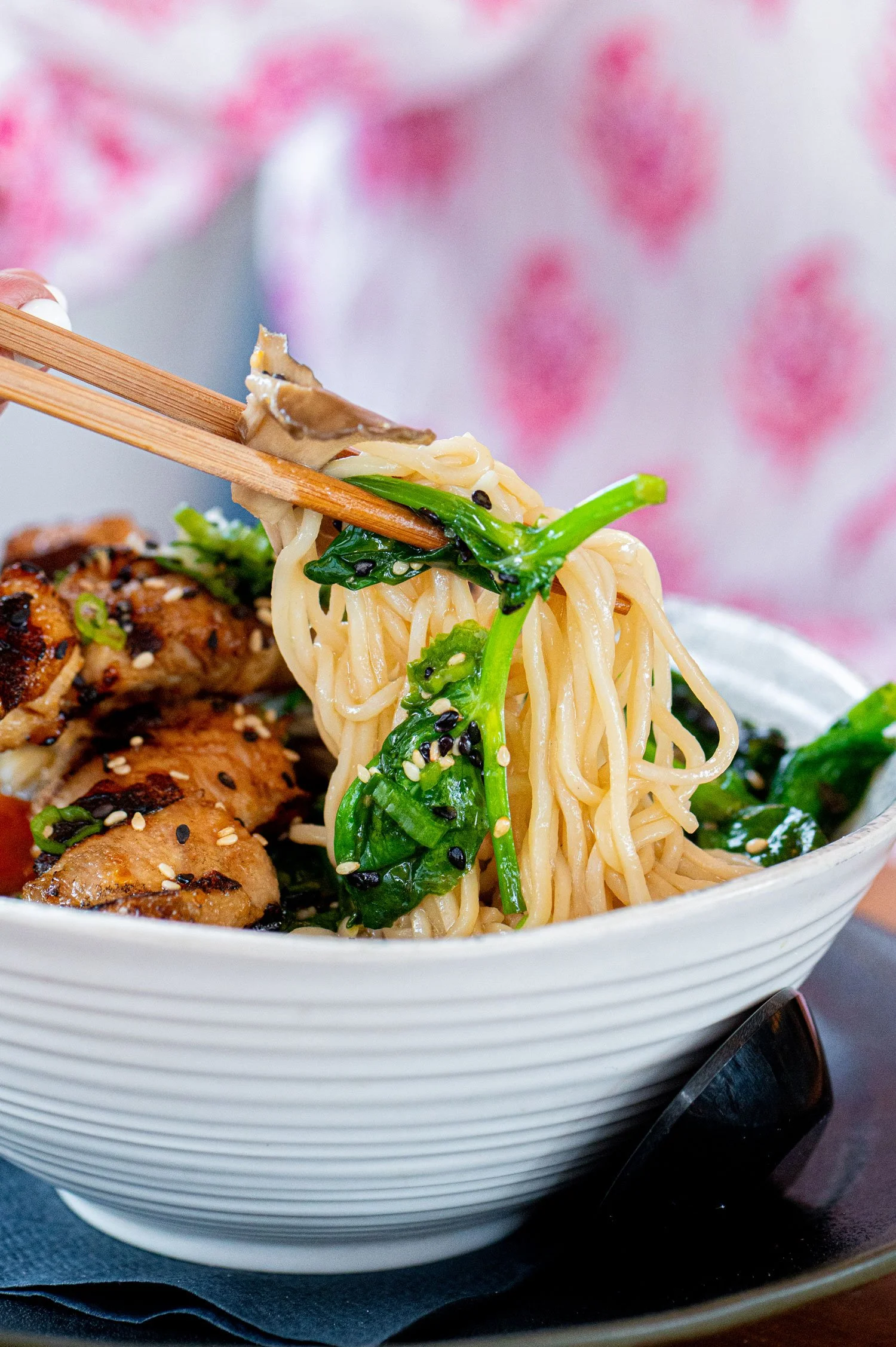 barYoshi_ChickenRamen_NoodlePull_PhotoCred_WendyMillsPhotography.jpg