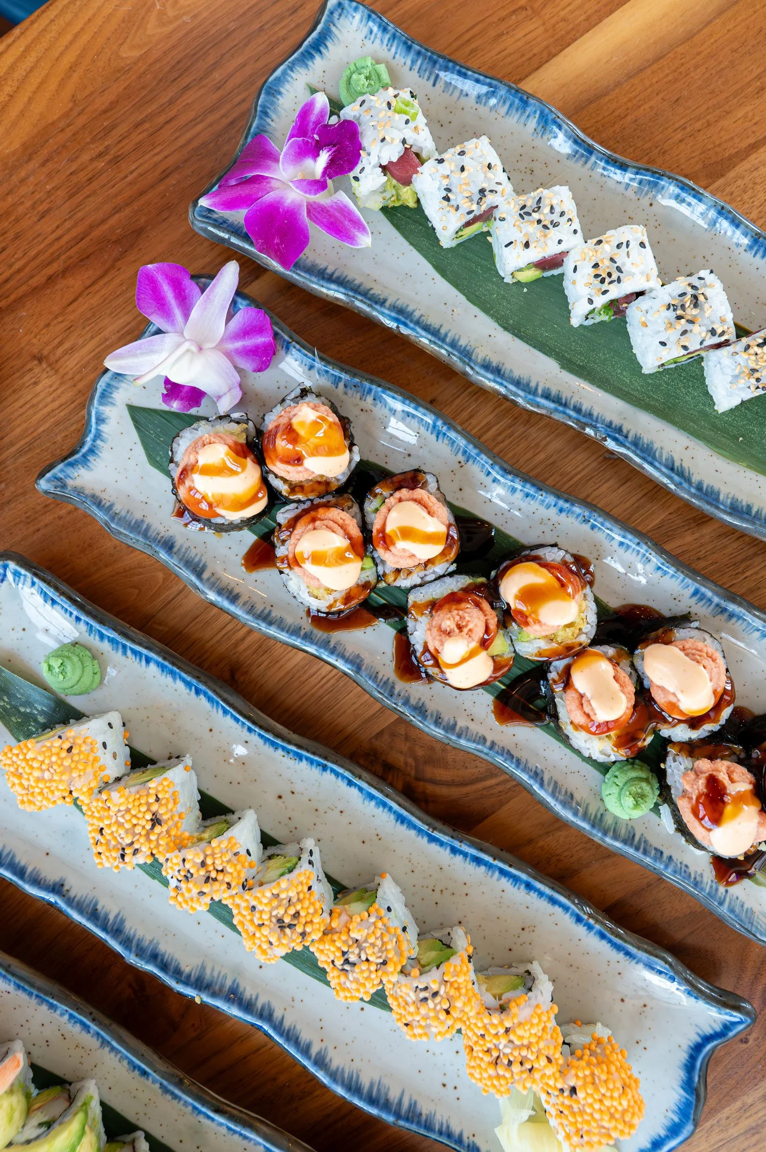 barYoshi_SushiOverhead_PhotoCred_WendyMillsPhotography.jpg