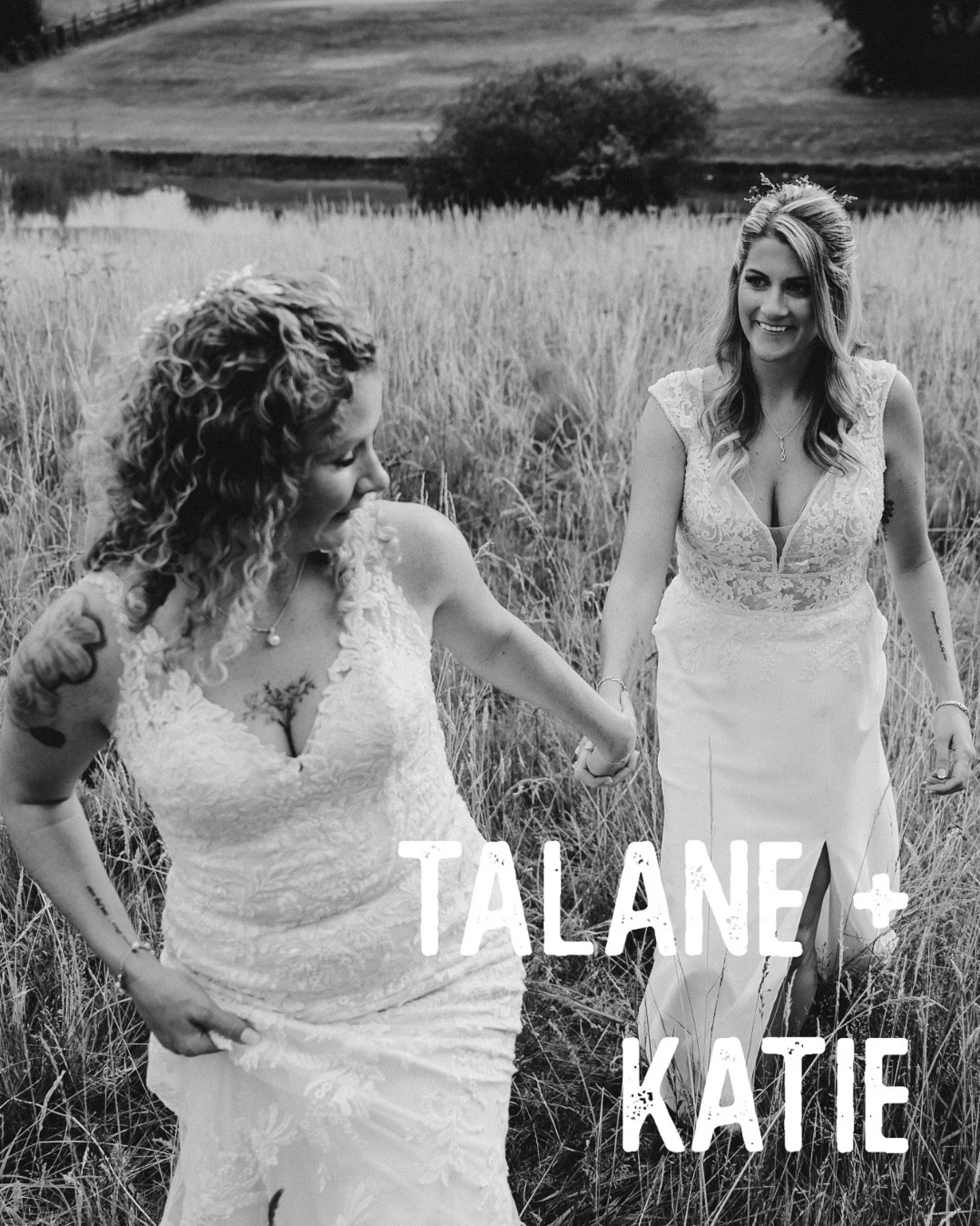 Talane + Katie told through 10 slides. Featuring fat slices of cake, a tatto artist and questionable dance floor decisions. 

Venue: @cotswoldshotelandspa_weddings 
Tattoo Artist: @rhianyoung_pmu 
Video: @wearetheclarkes 

#cotswoldweddingphotographe