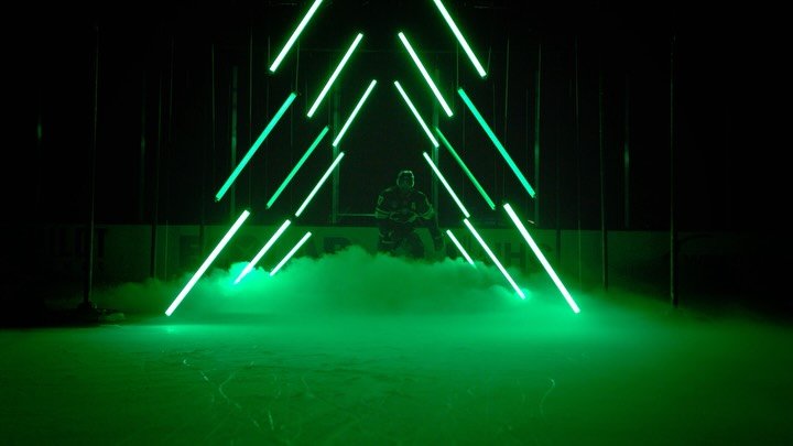 I always love when I can get my skates on for a project. 
This is a clip from the Minnesota Wild Open video a few years ago and a little behind the scenes of the shot. 🏒

Producer / Director: @ry_gause 

#cinematography #hockey #directorofphotograph