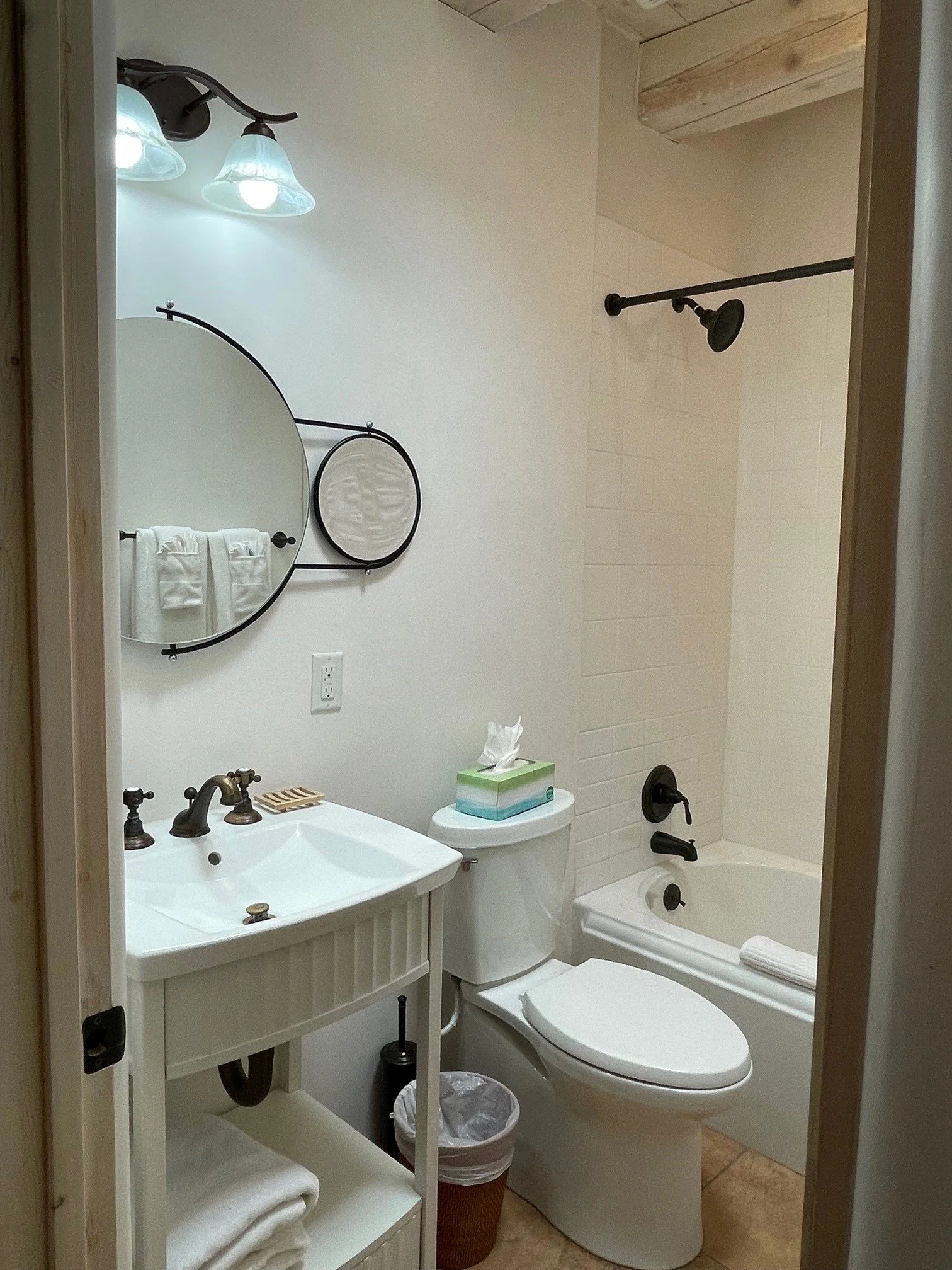 GST_BATH_051123.jpg