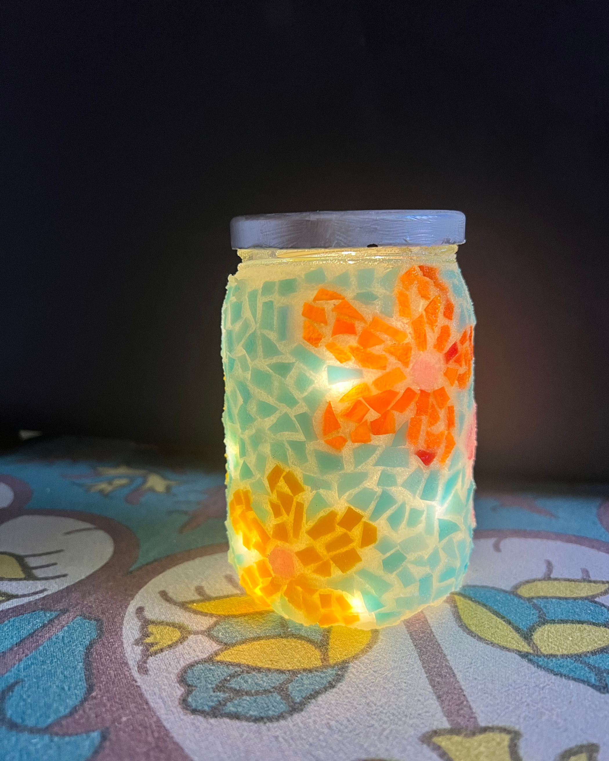 DaisyJar.png