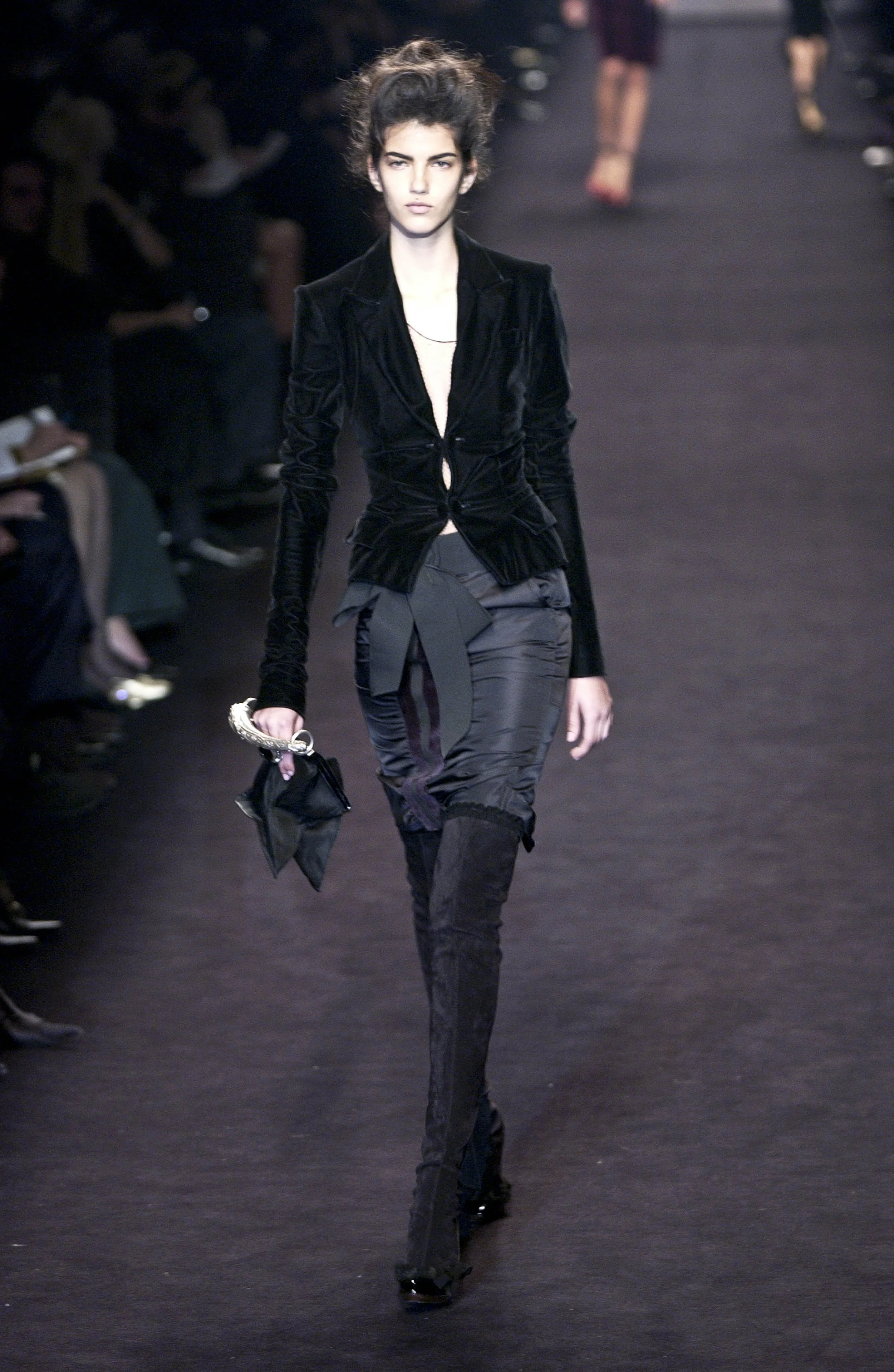 Yves Saint Laurent 2002 Women RTW 8.jpg