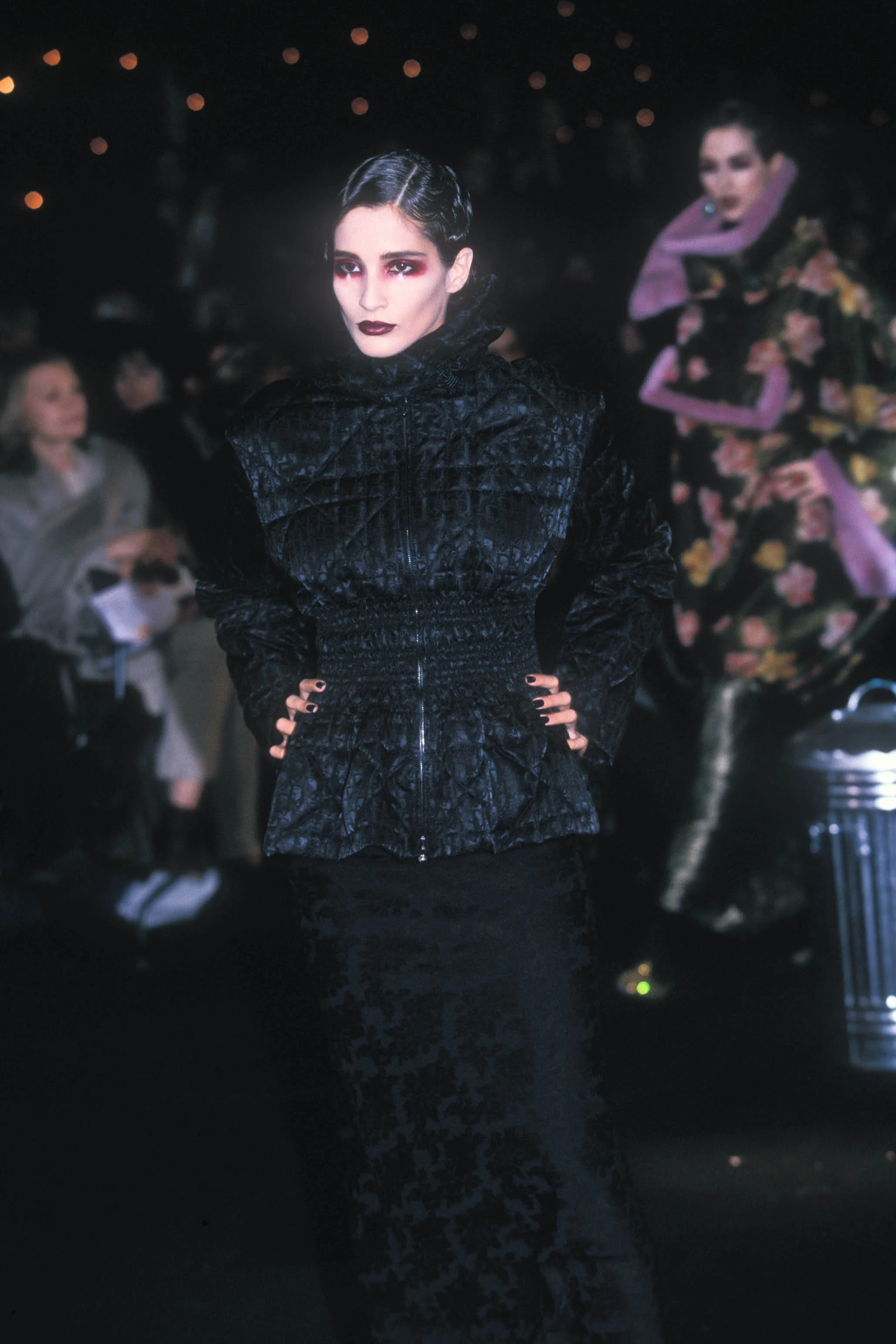 Christian Dior 1998 Women RTW 97.jpg