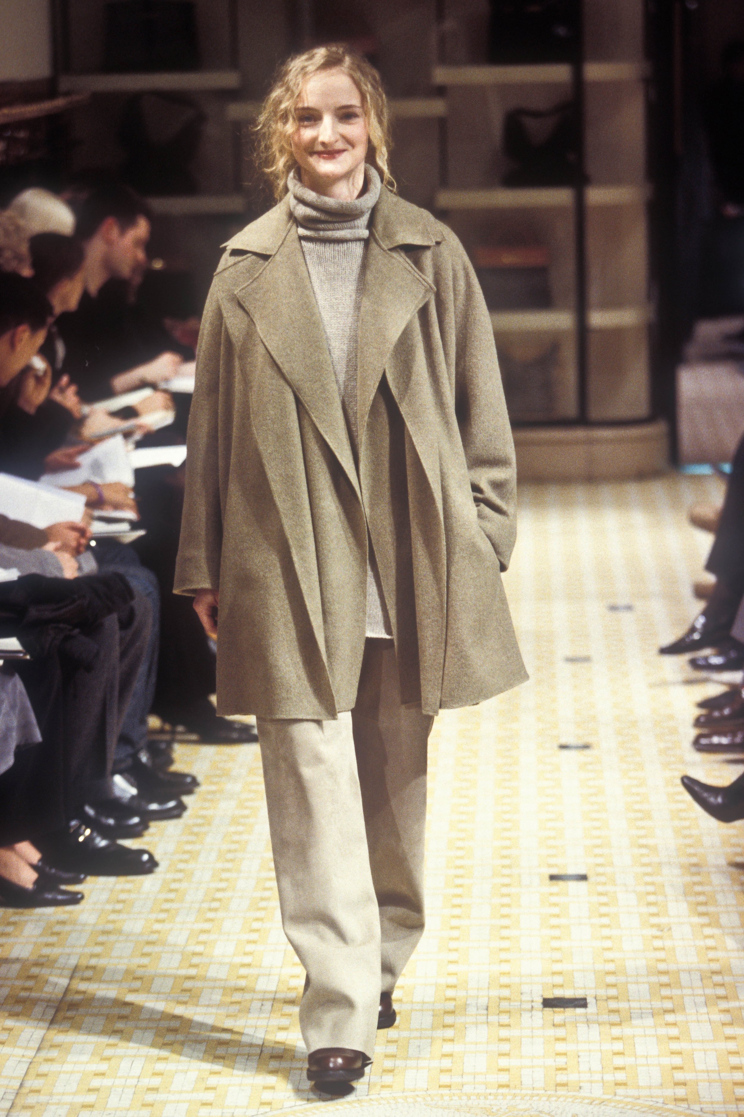 Hermes 1999 Women RTW 3.jpg