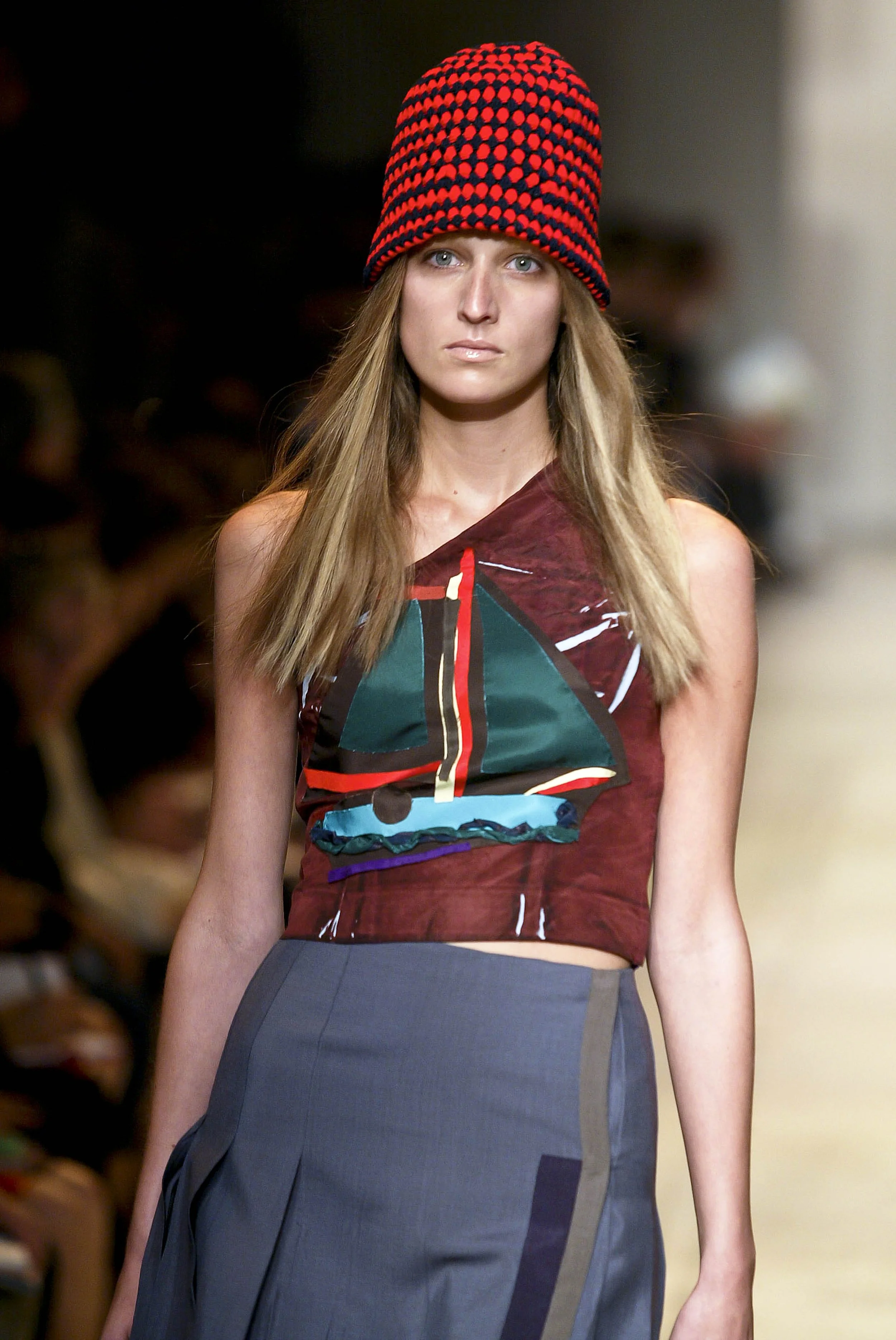 Prada 2005 Women RTW 15.jpg