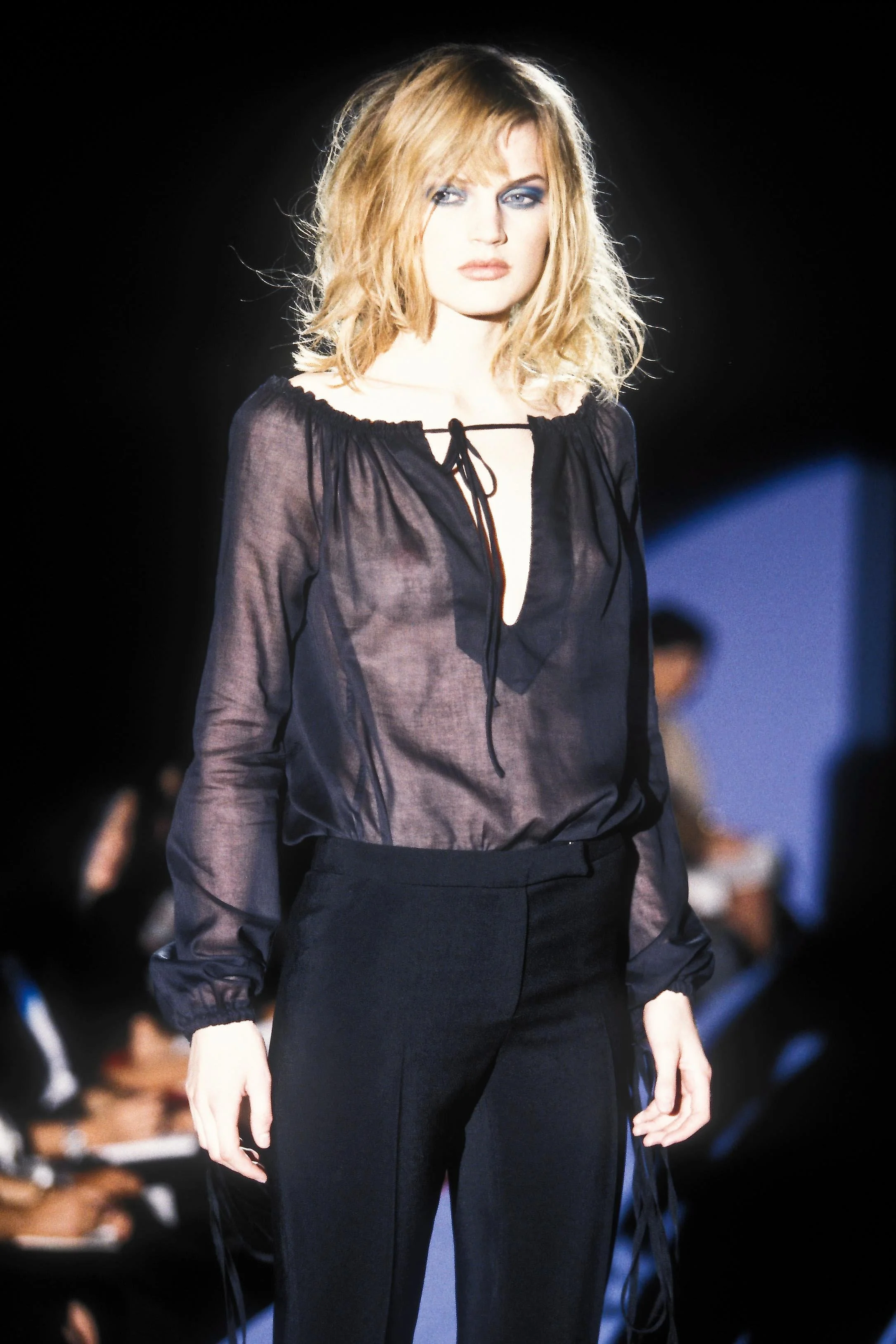 Gucci 1996 Women RTW 88.jpg