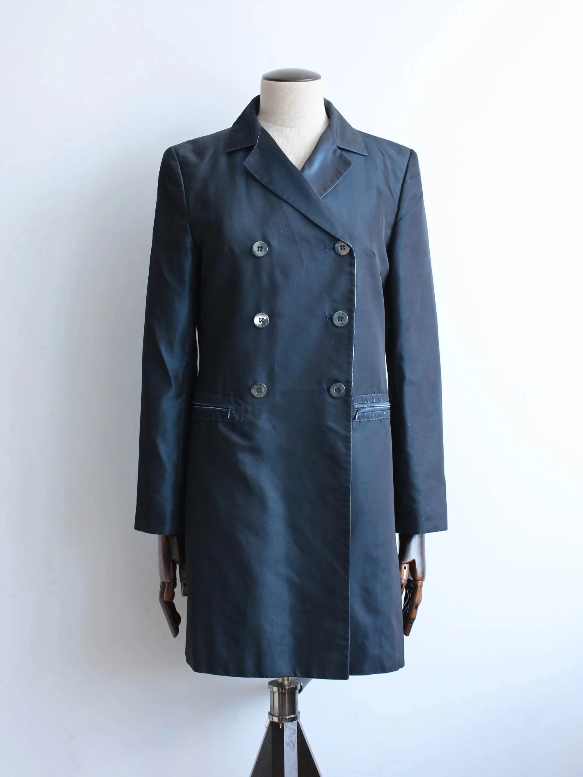 Gucci by Tom Ford S/S96 Iridescent Blue Silk Coat