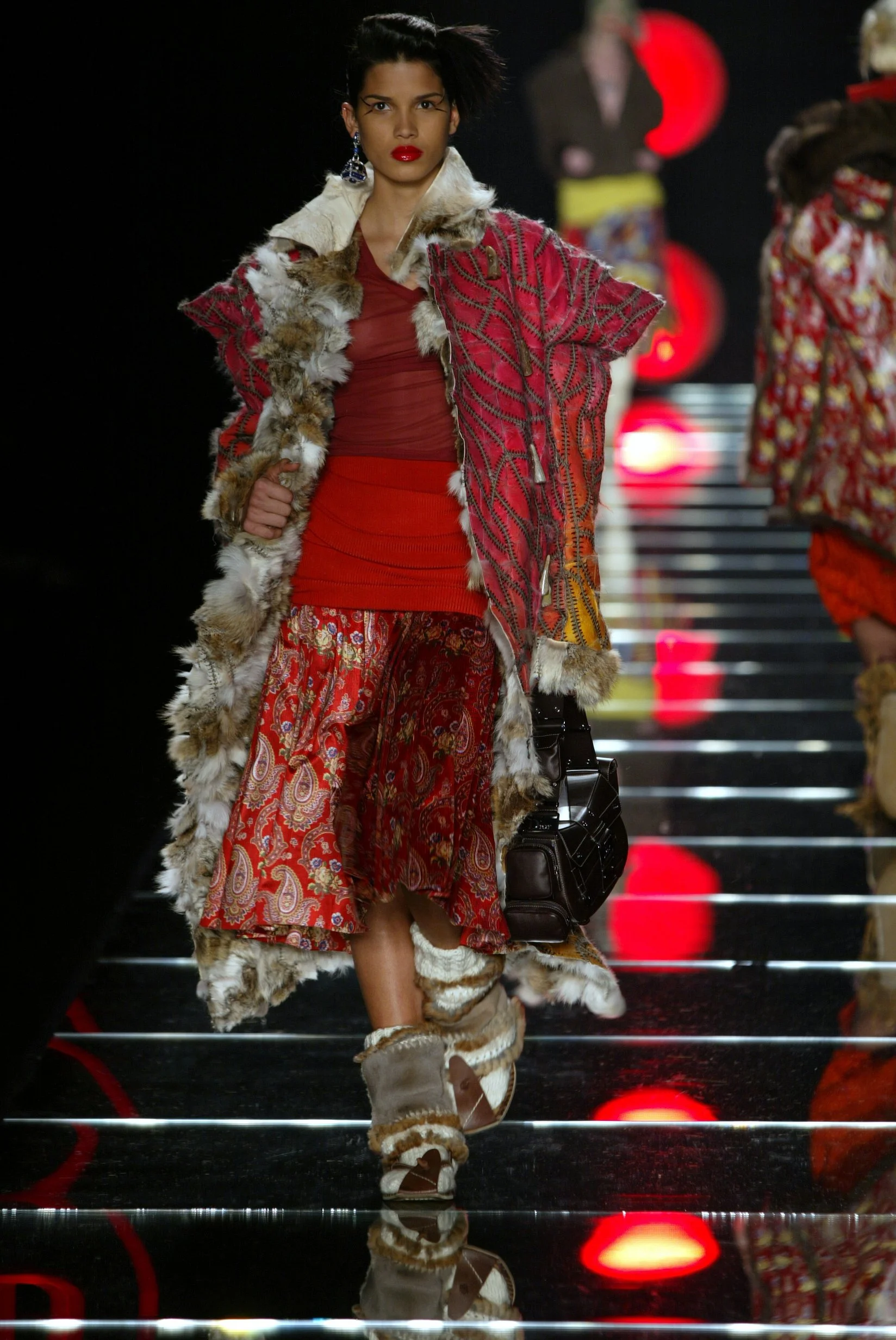 Christian Dior 2002 Women RTW 30.jpg