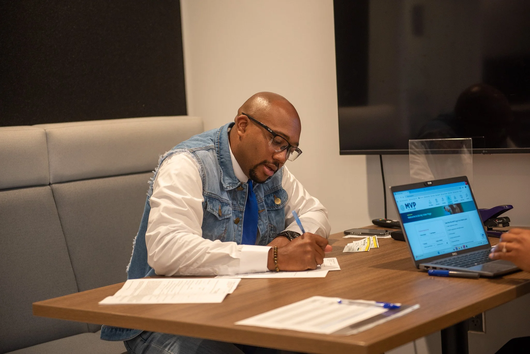 Dontaye Carter Qualifying for Mayor