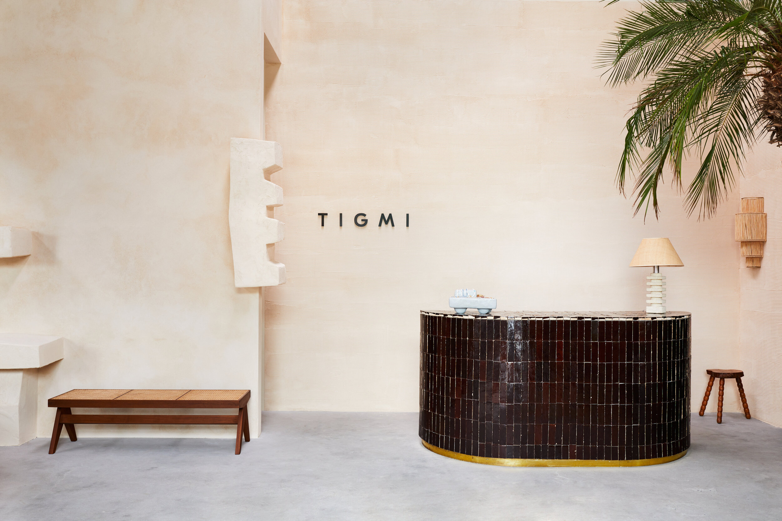 Tigmi Trading Studio — Hunter & Folk