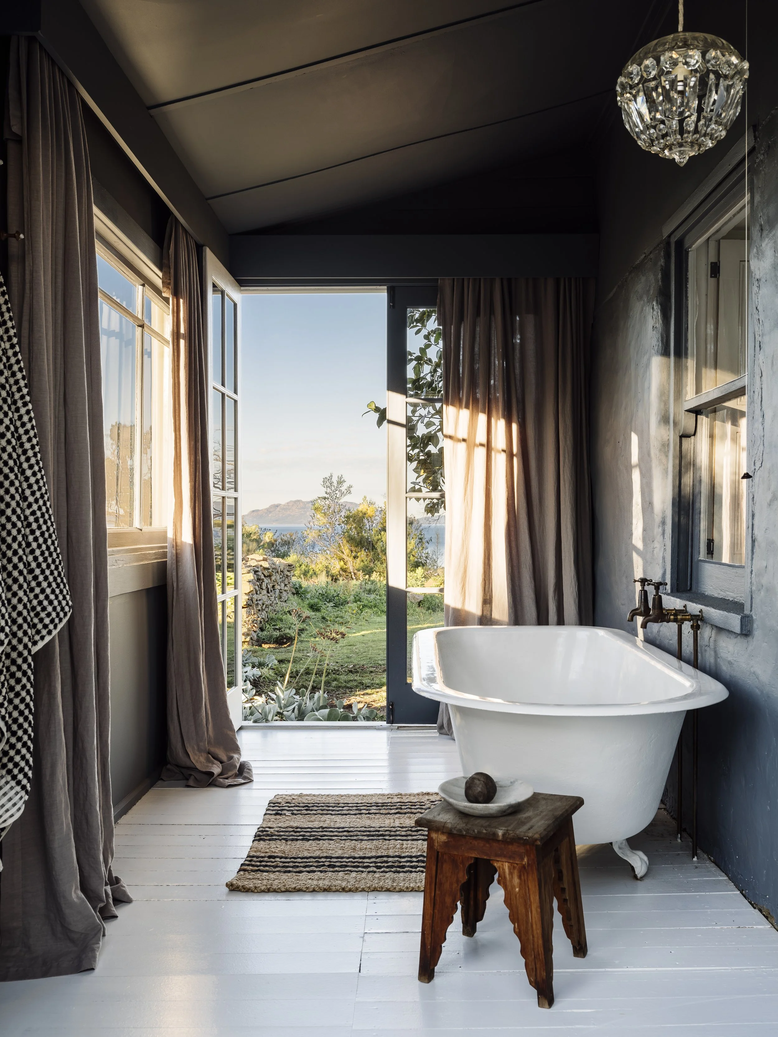 The Burrows—Tasmania’s East Coast