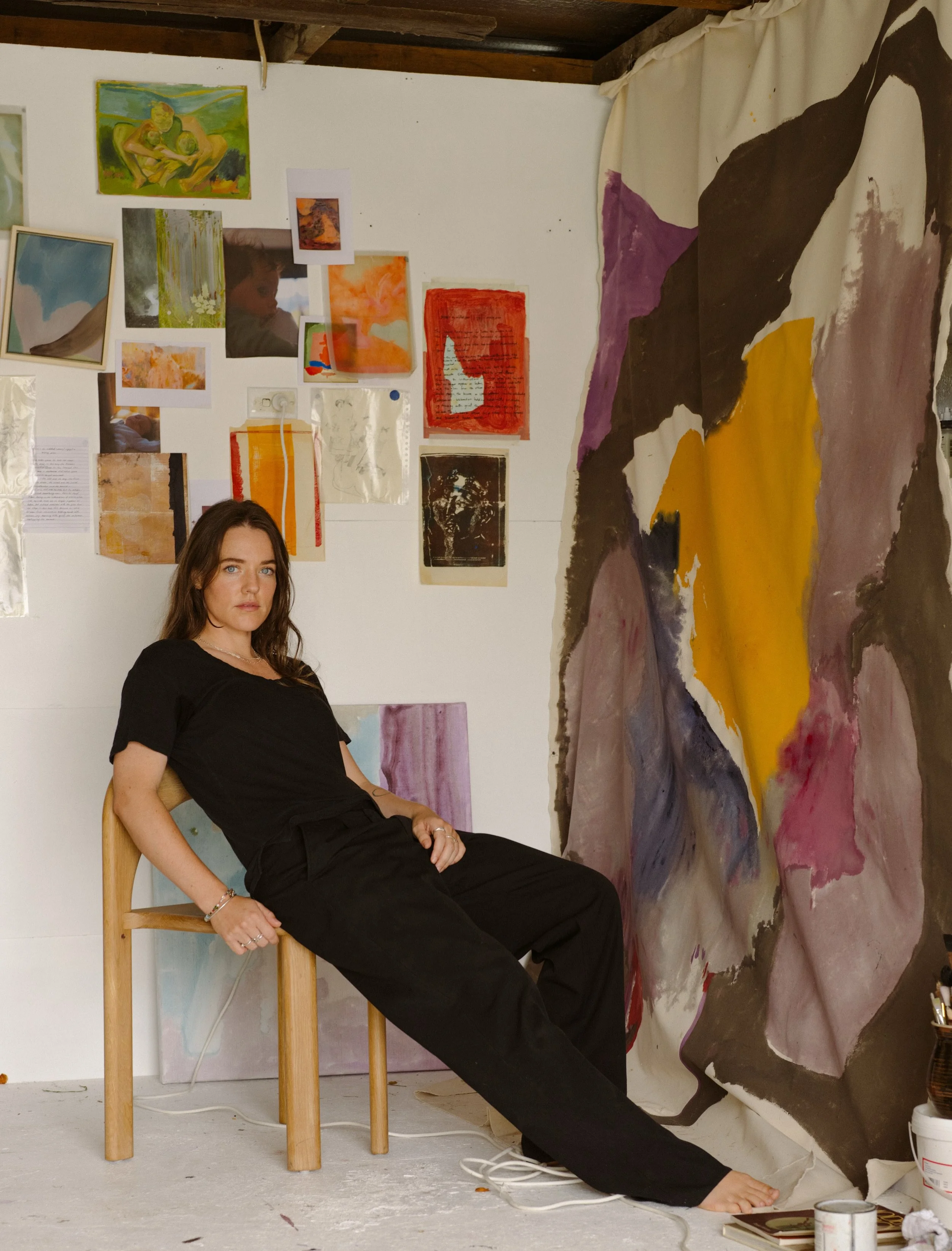 Based in Tasmania, @loraleejadeartist explores motherhood, memory and belonging through a practice shaped by observation, lived experience and the emotional complexities of everyday life.

Tap the link in bio to discover more 🎨 

📷 @edenwilday + @l