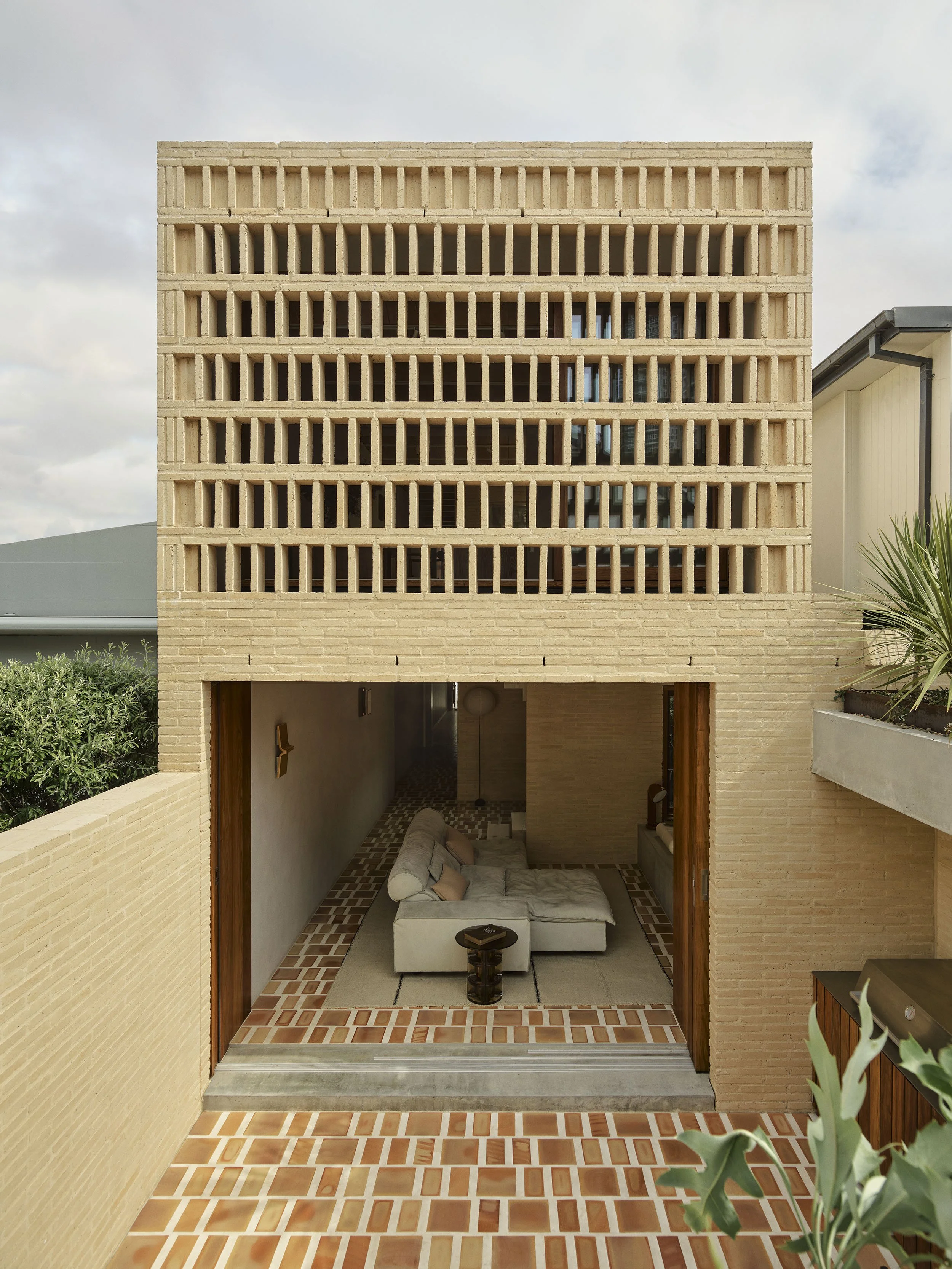 Clay House By Muci